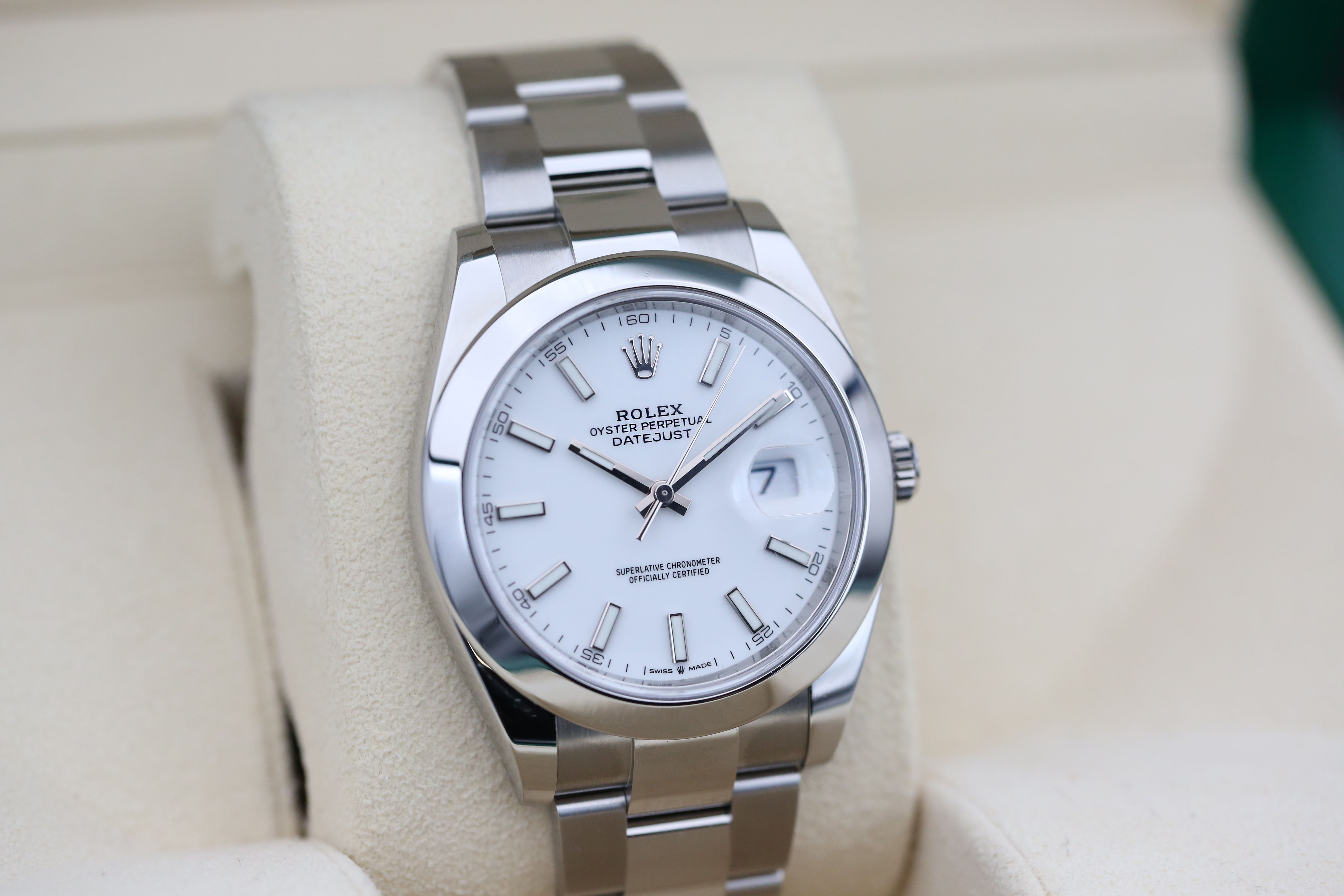 Rolex Datejust 41 126300 Thumbnail 2