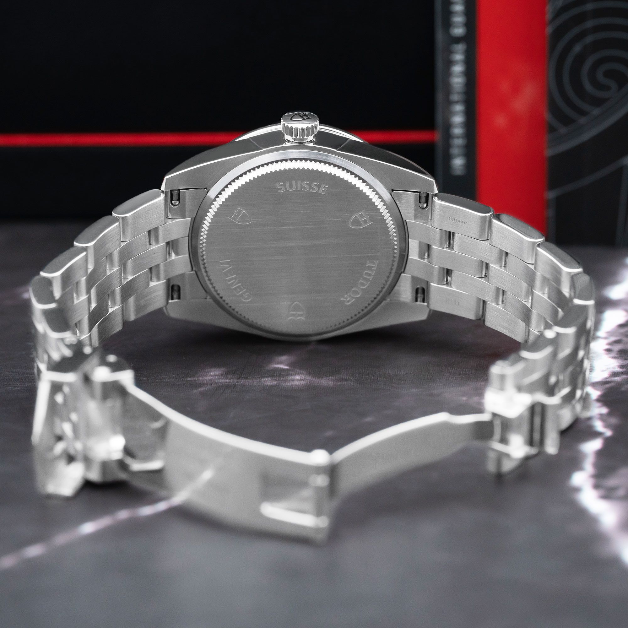 Tudor Glamour Date M53000-0001 Thumbnail 4