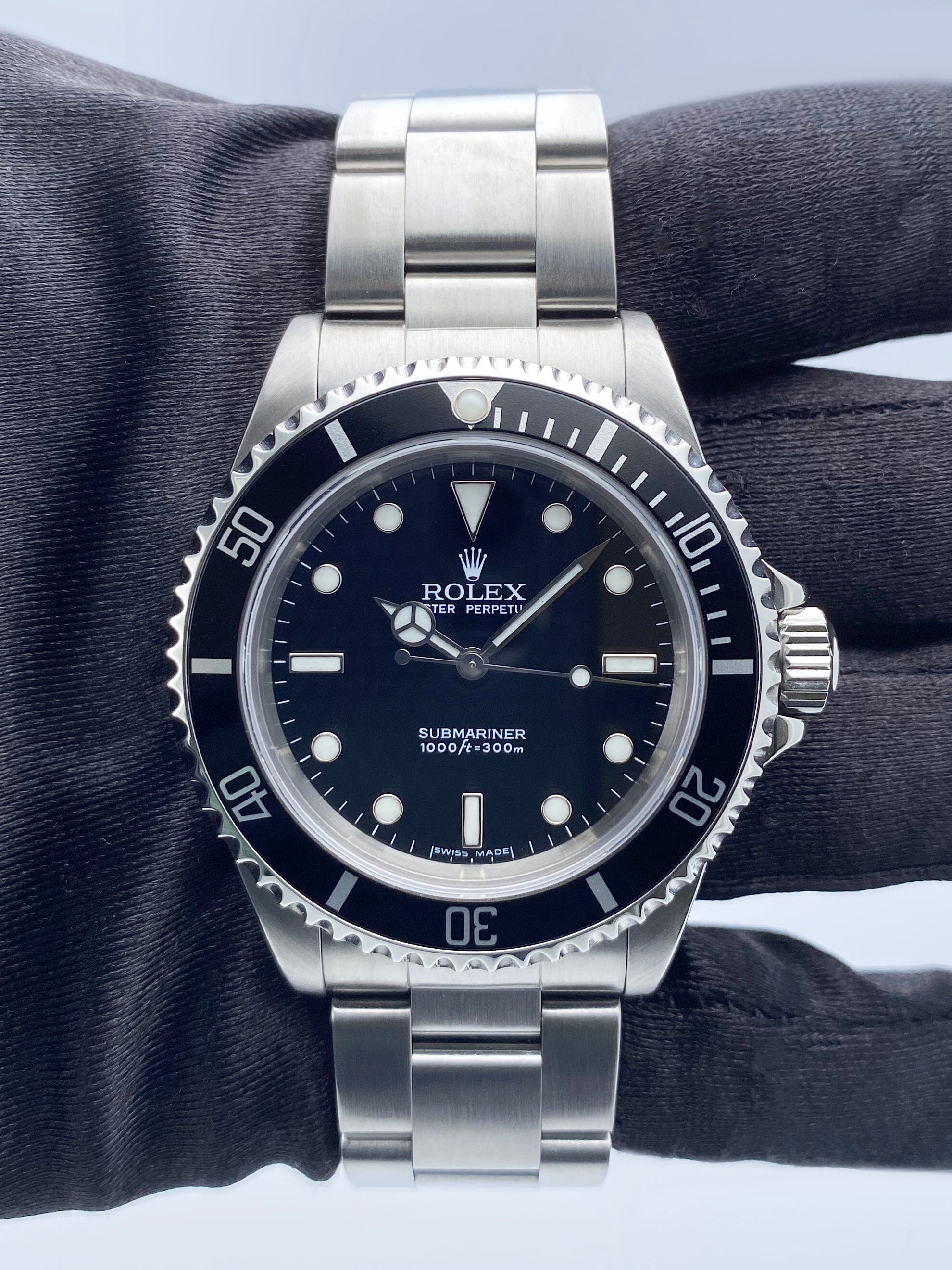 Rolex Submariner 14060M Thumbnail 4