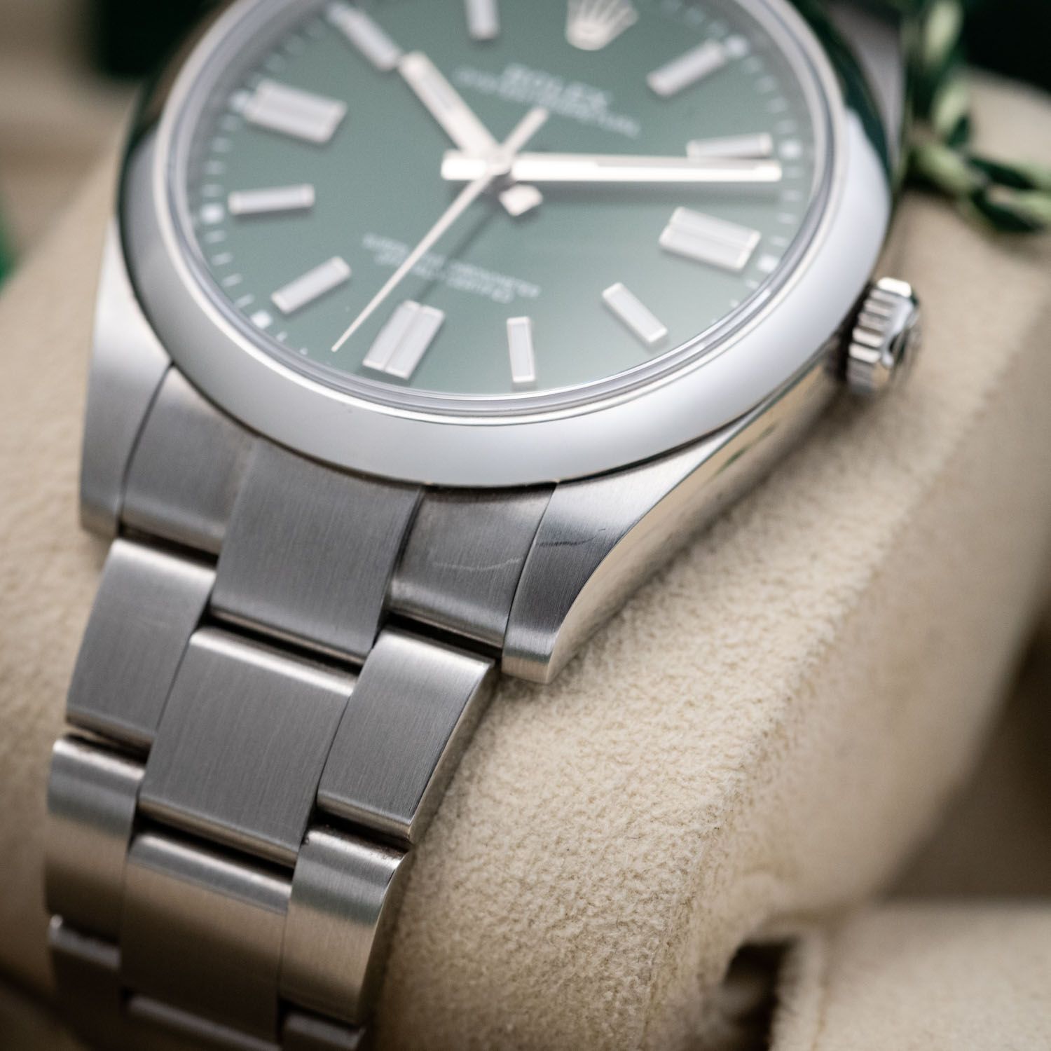 Rolex Oyster Perpetual 124300 Thumbnail 5