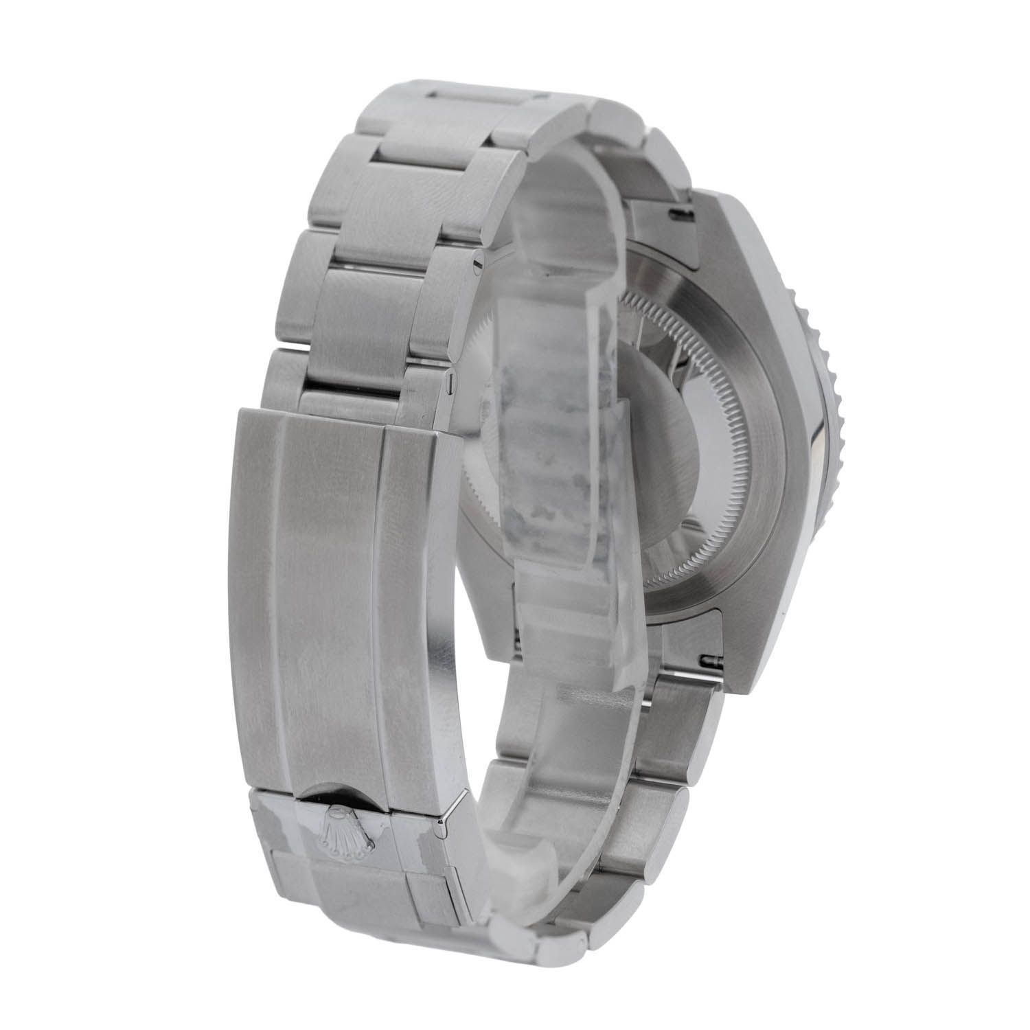 Rolex Submariner 126610 LN Thumbnail 3