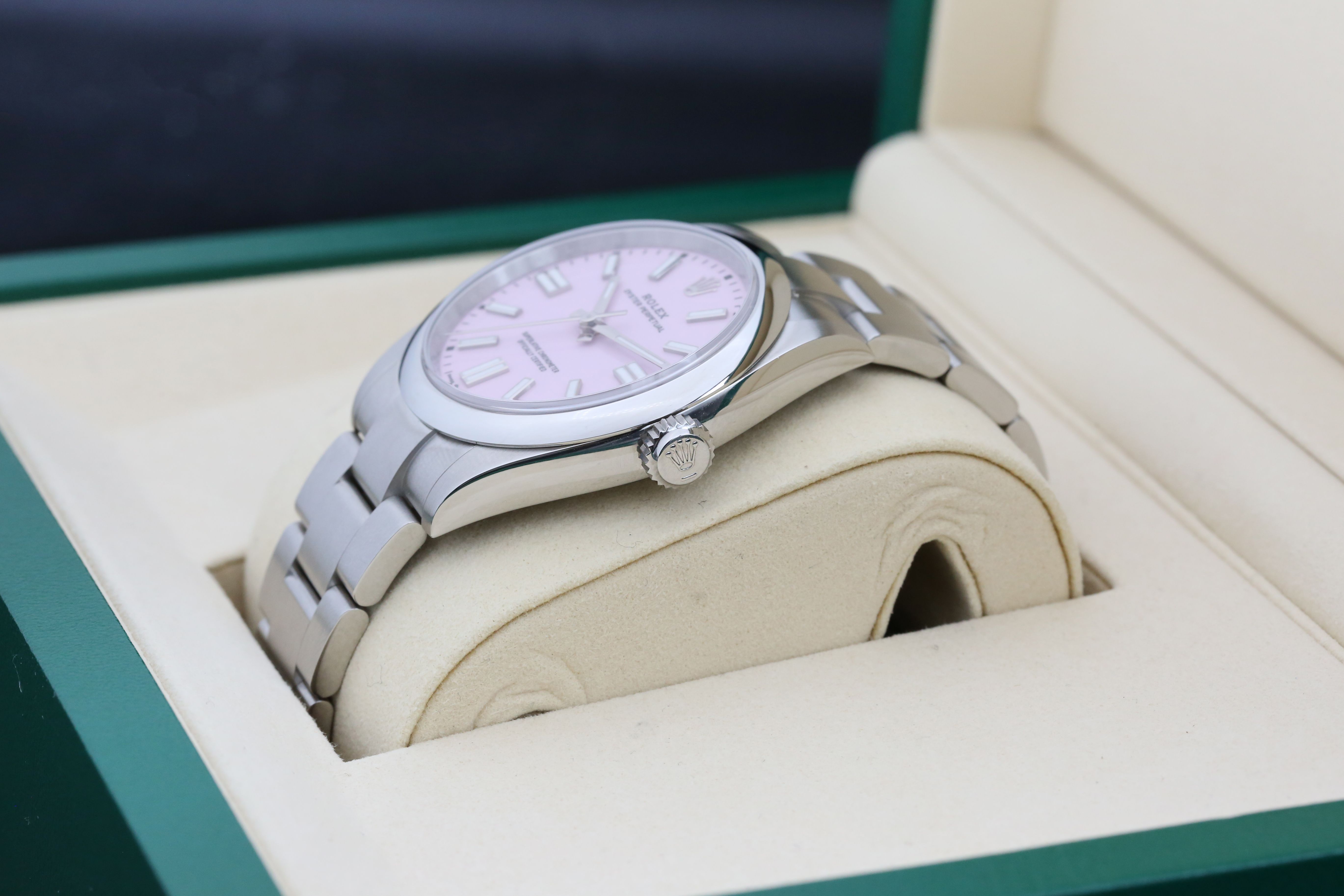 Rolex Oyster Perpetual 41 134300 Thumbnail 6