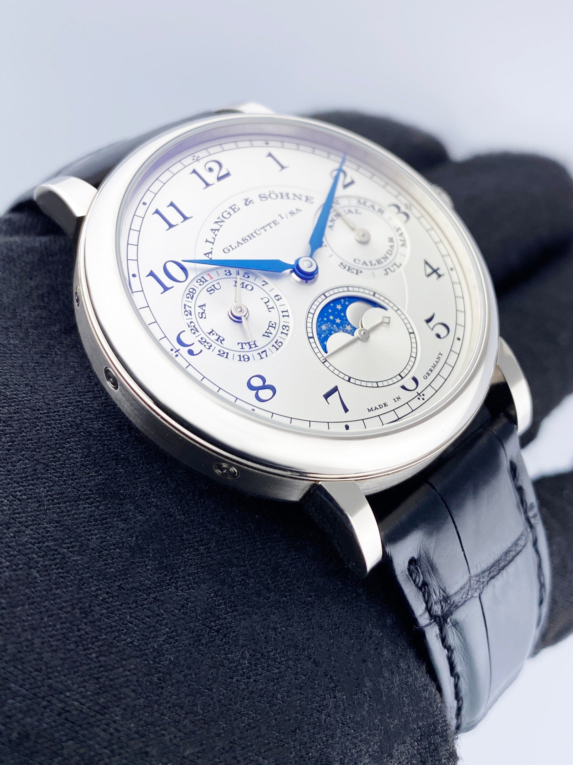 A. Lange and Sohne 1815 238.026 Thumbnail 4