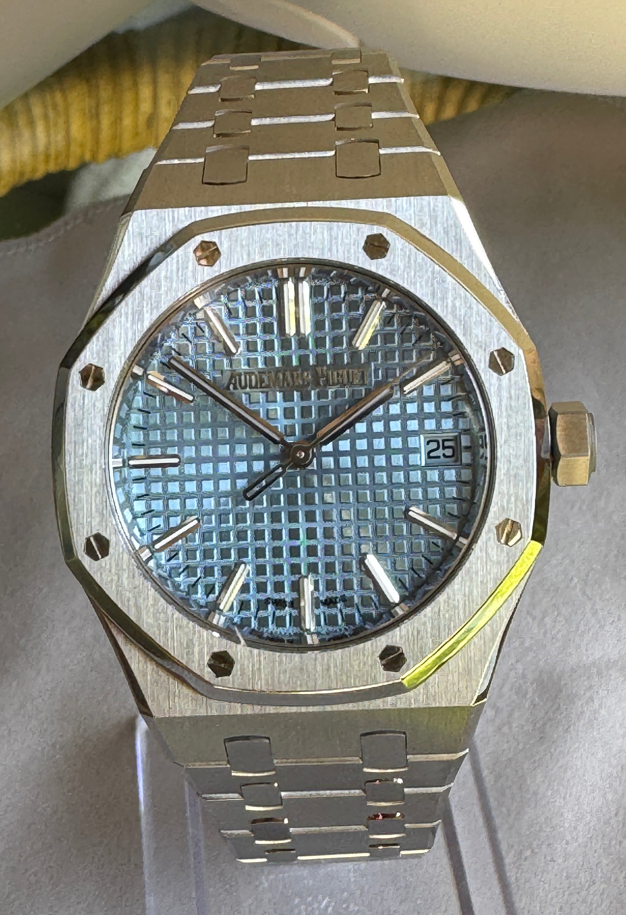 Audemars Piguet Royal Oak 15550ST.OO.1356ST.08 Thumbnail 2