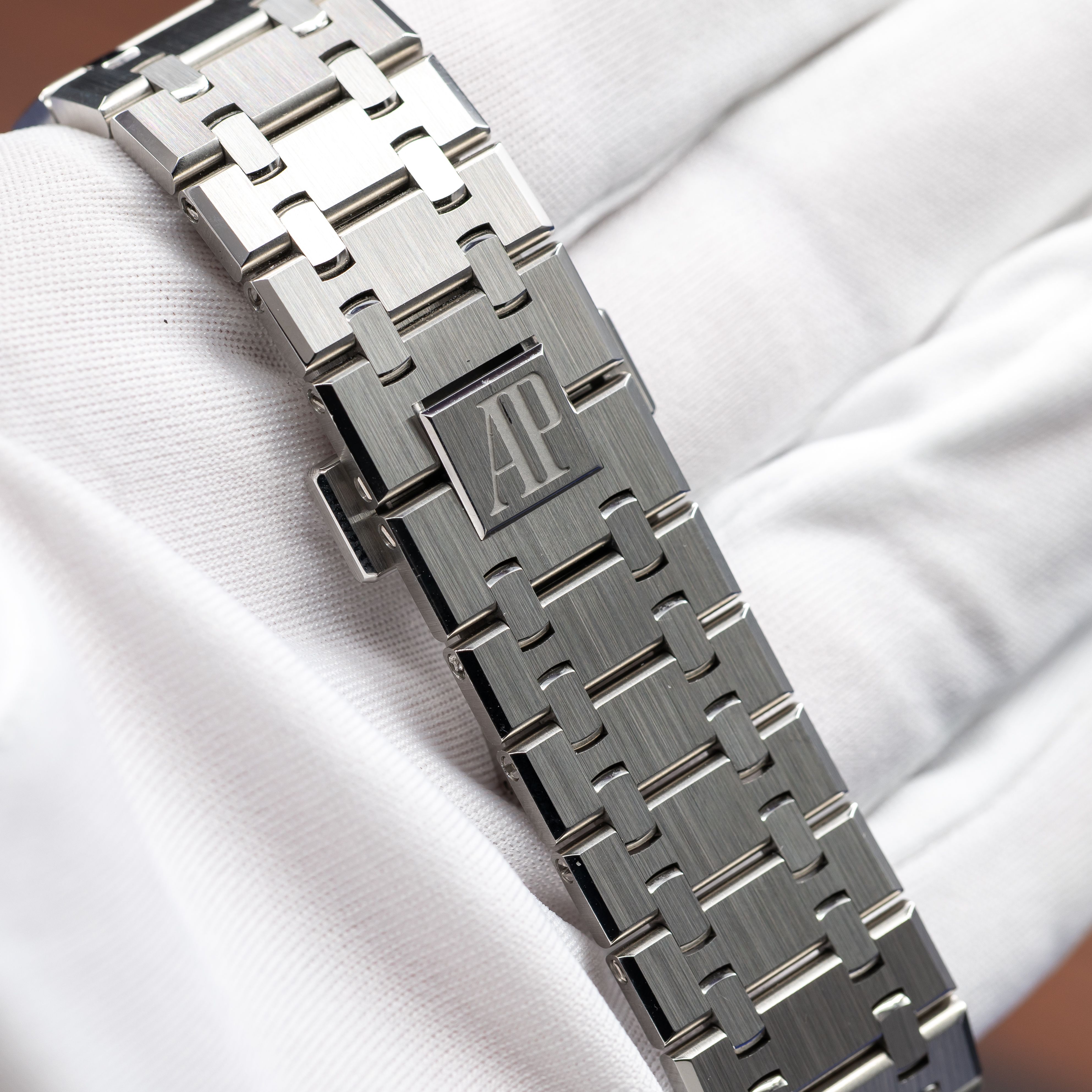 Audemars Piguet Royal Oak 26240ST.OO.1320ST.04 Thumbnail 3