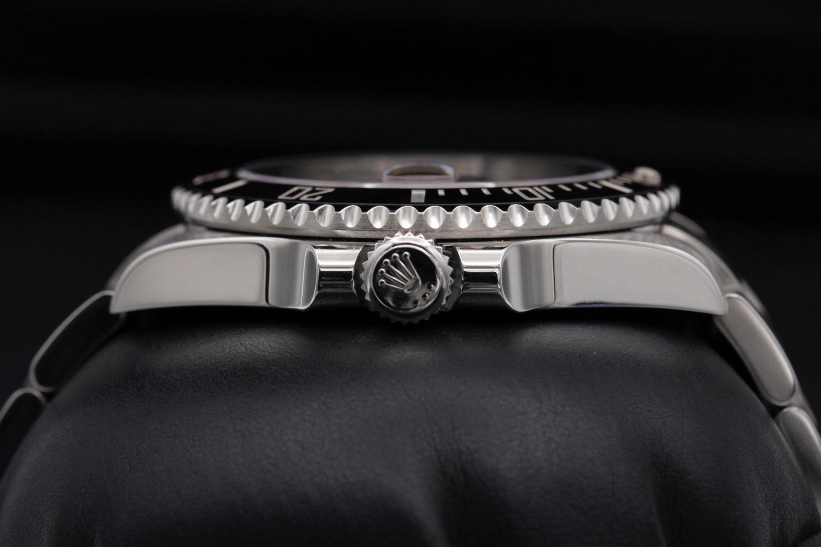 Rolex Submariner 126610 LN Thumbnail 3
