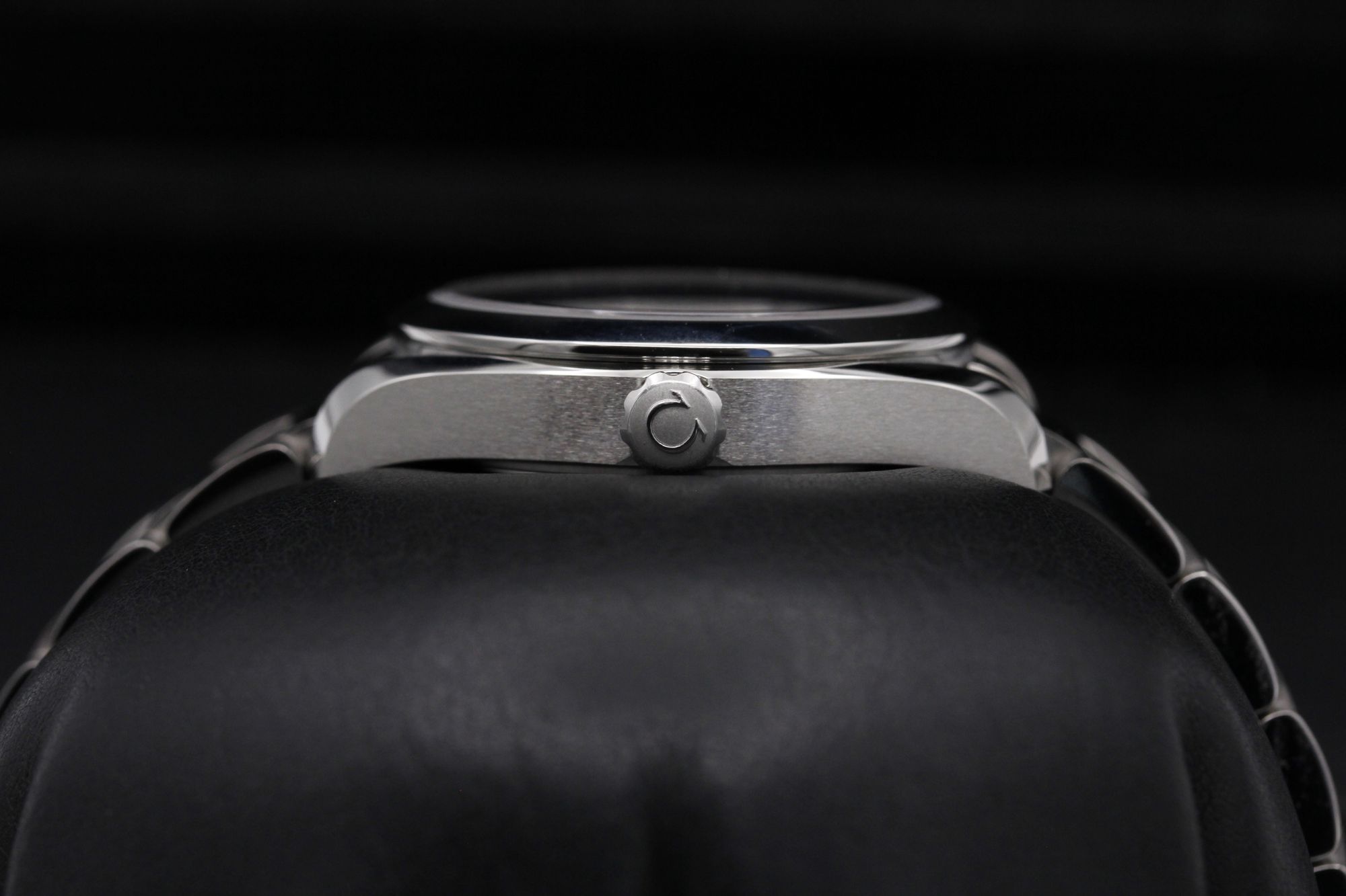 Omega Aqua Terra 150m Ladies 220.10.28.60.55.001 Thumbnail 3