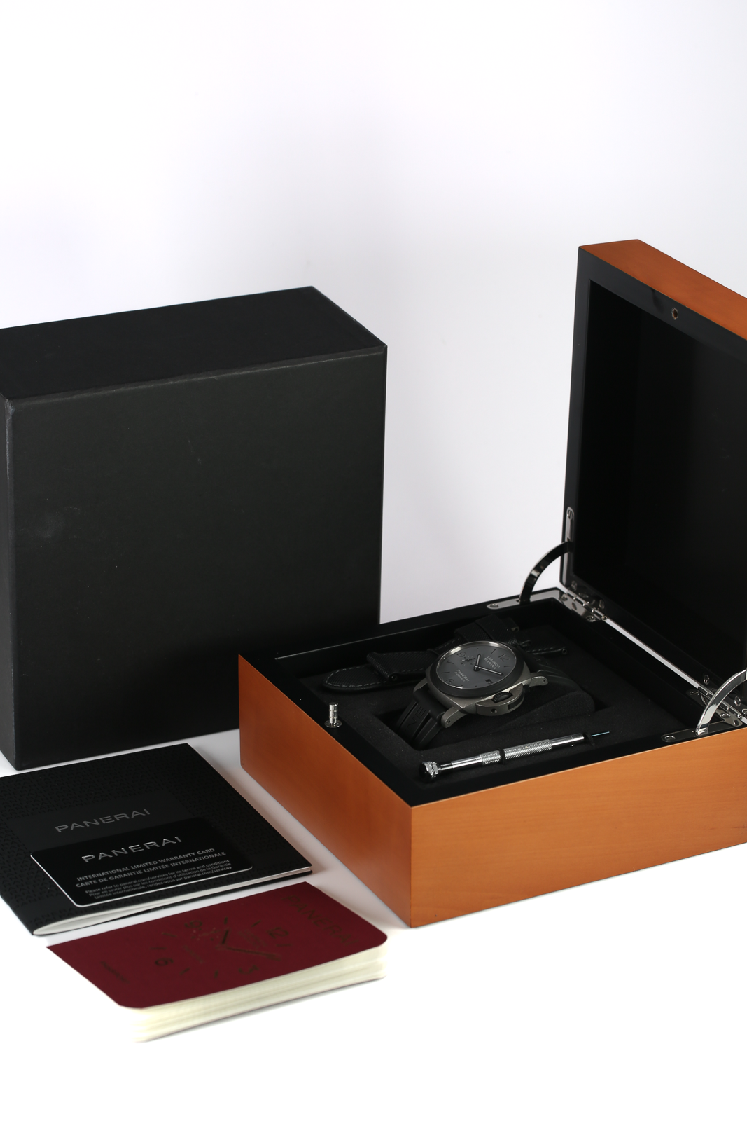 Panerai Luminor Marina PAM01662 Thumbnail 6