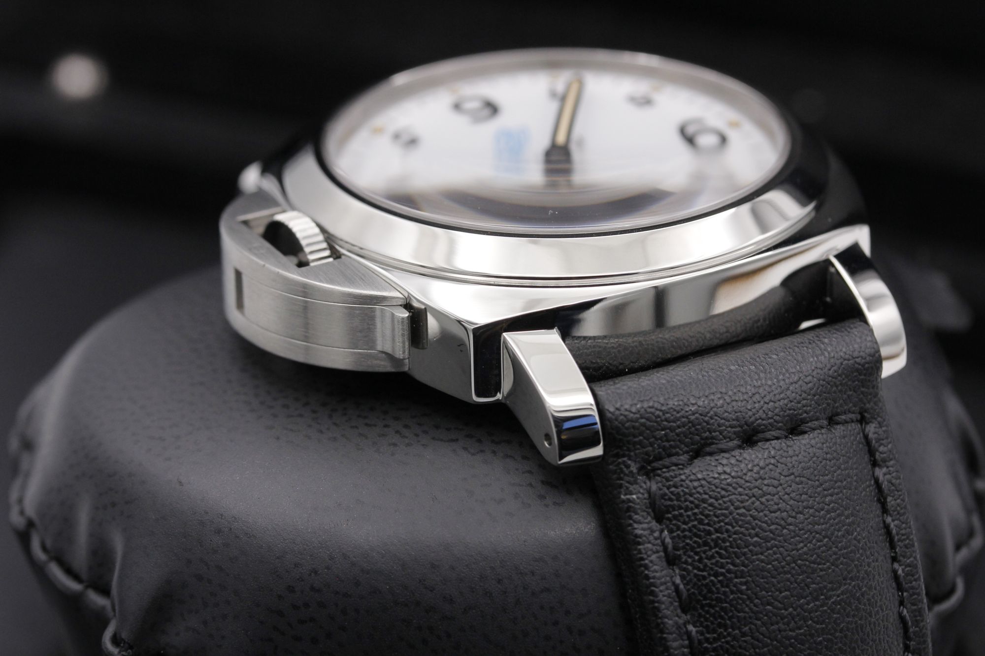 Panerai Luminor Base PAM00630 Thumbnail 4