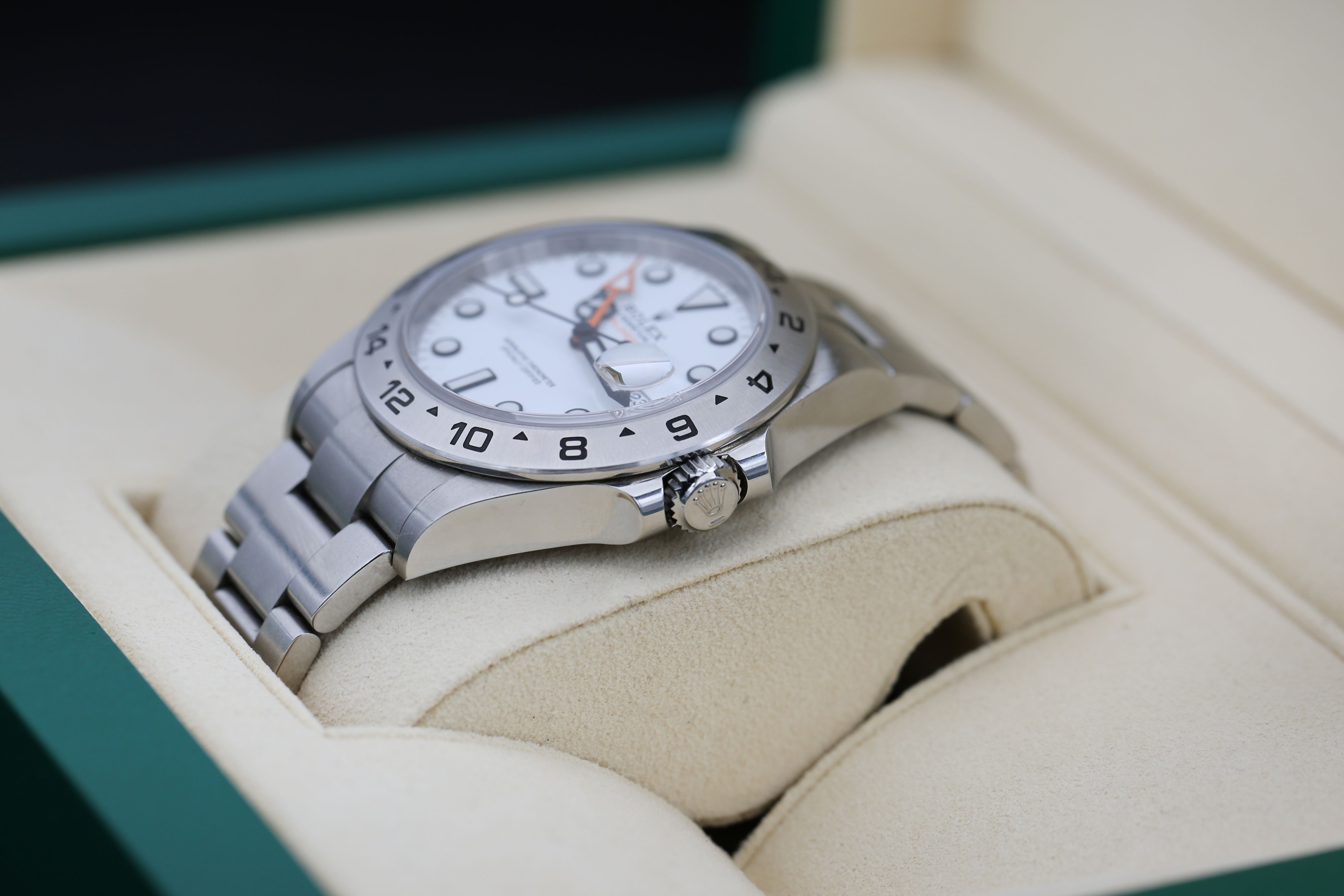 Rolex Explorer II 226570 Thumbnail 6