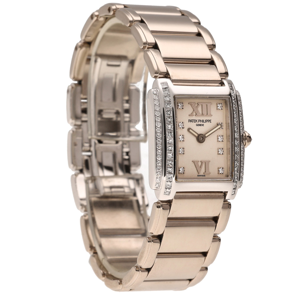 Patek Philippe Twenty-4 4908/200G Thumbnail 6