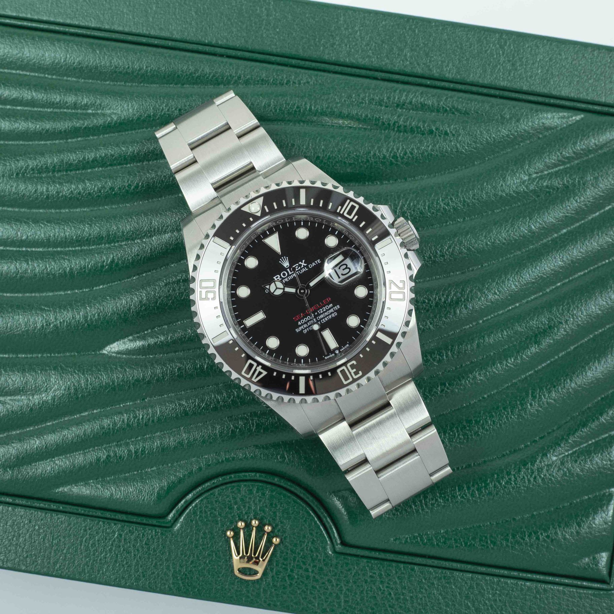 Rolex Sea-Dweller 126600 Thumbnail 7