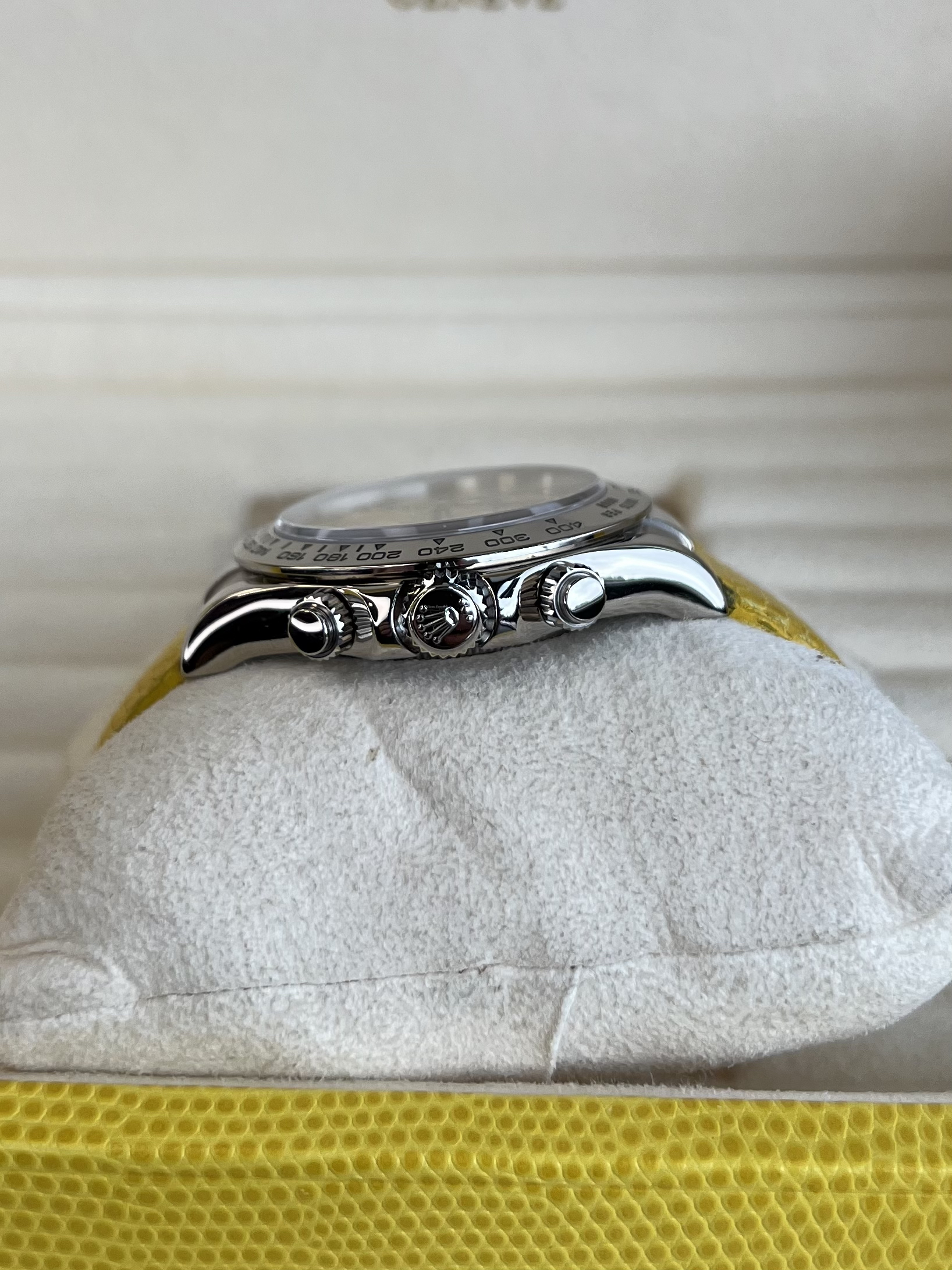 Rolex Daytona 116519 Thumbnail 4