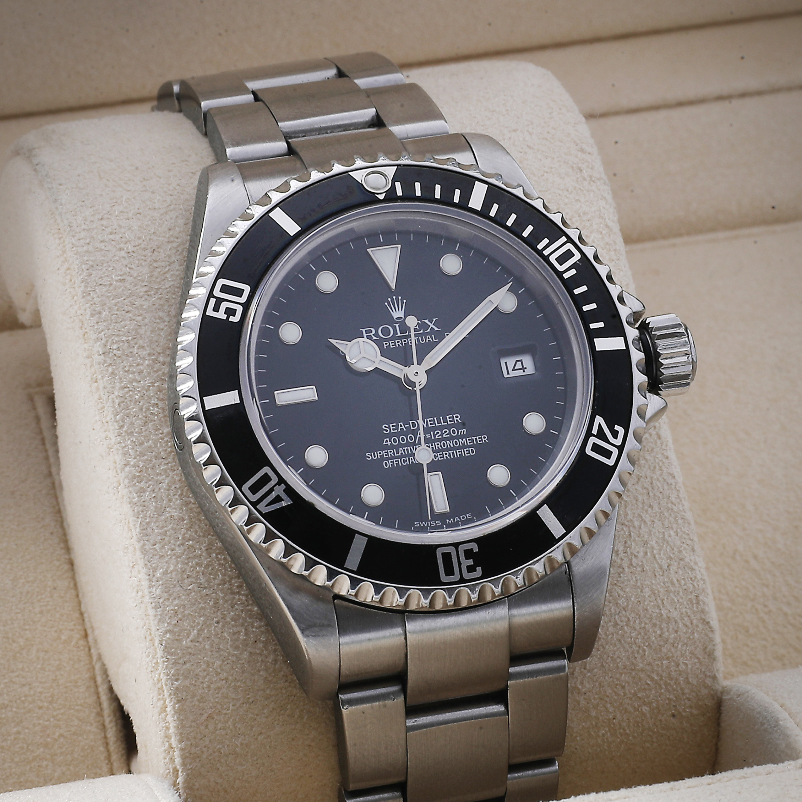 Rolex Sea-Dweller 16600 Thumbnail 5