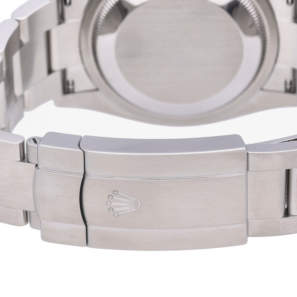 Rolex Oyster Perpetual 126000 Thumbnail 3