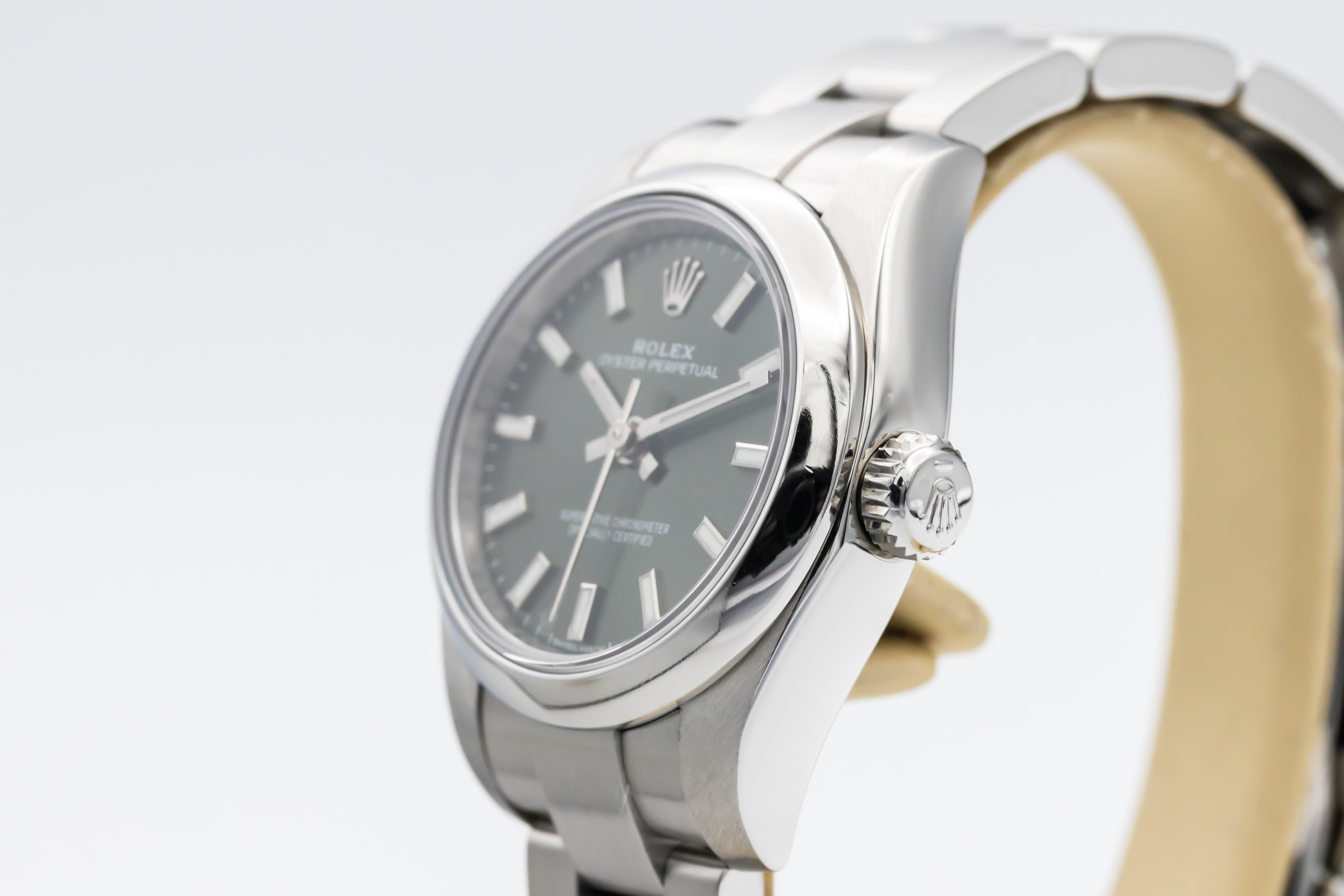 Rolex Lady Oyster Perpetual 176200 Thumbnail 2