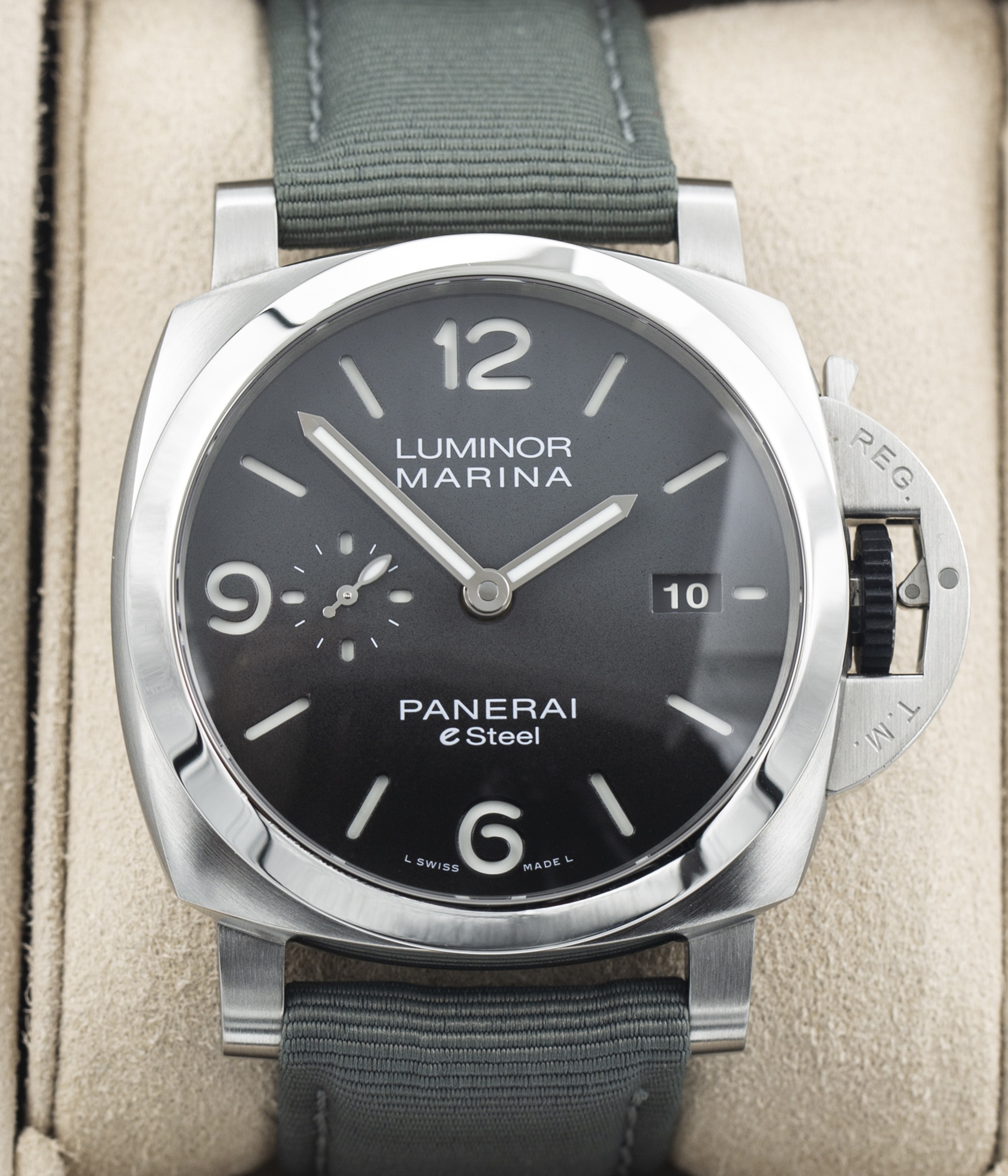 Panerai Luminor Marina ESteel PAM01358 Thumbnail 5