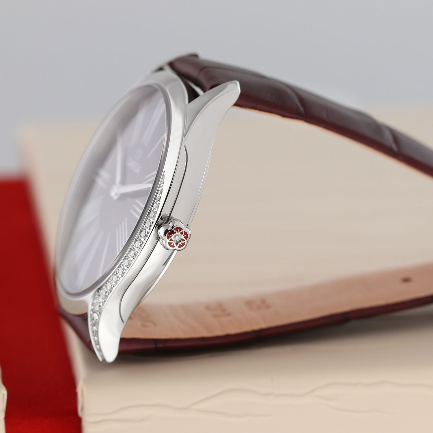 Omega De Ville Tresor 428.18.36.60.11.001 Thumbnail 3