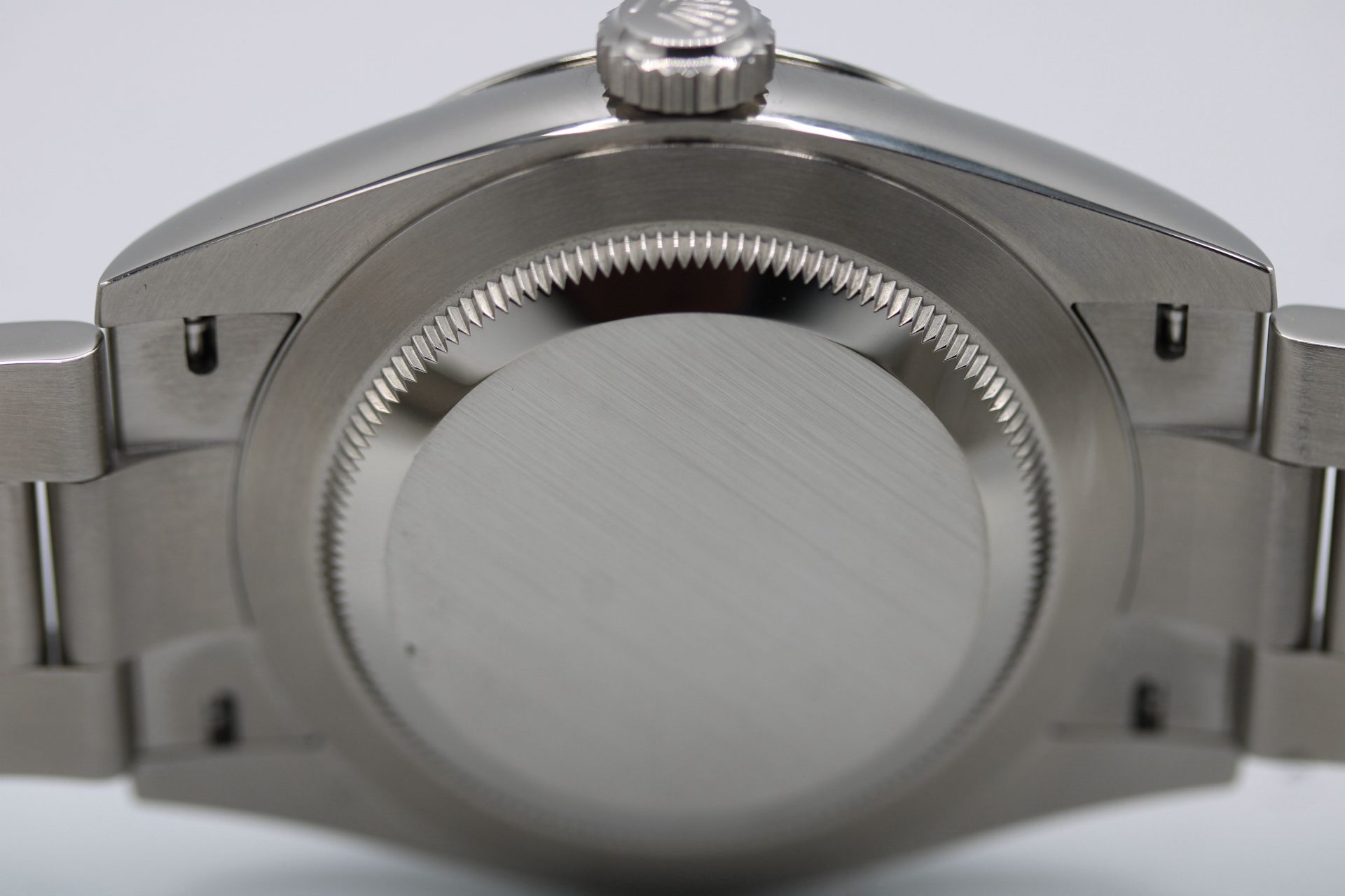 Rolex Oyster Perpetual 41 134300 Thumbnail 4