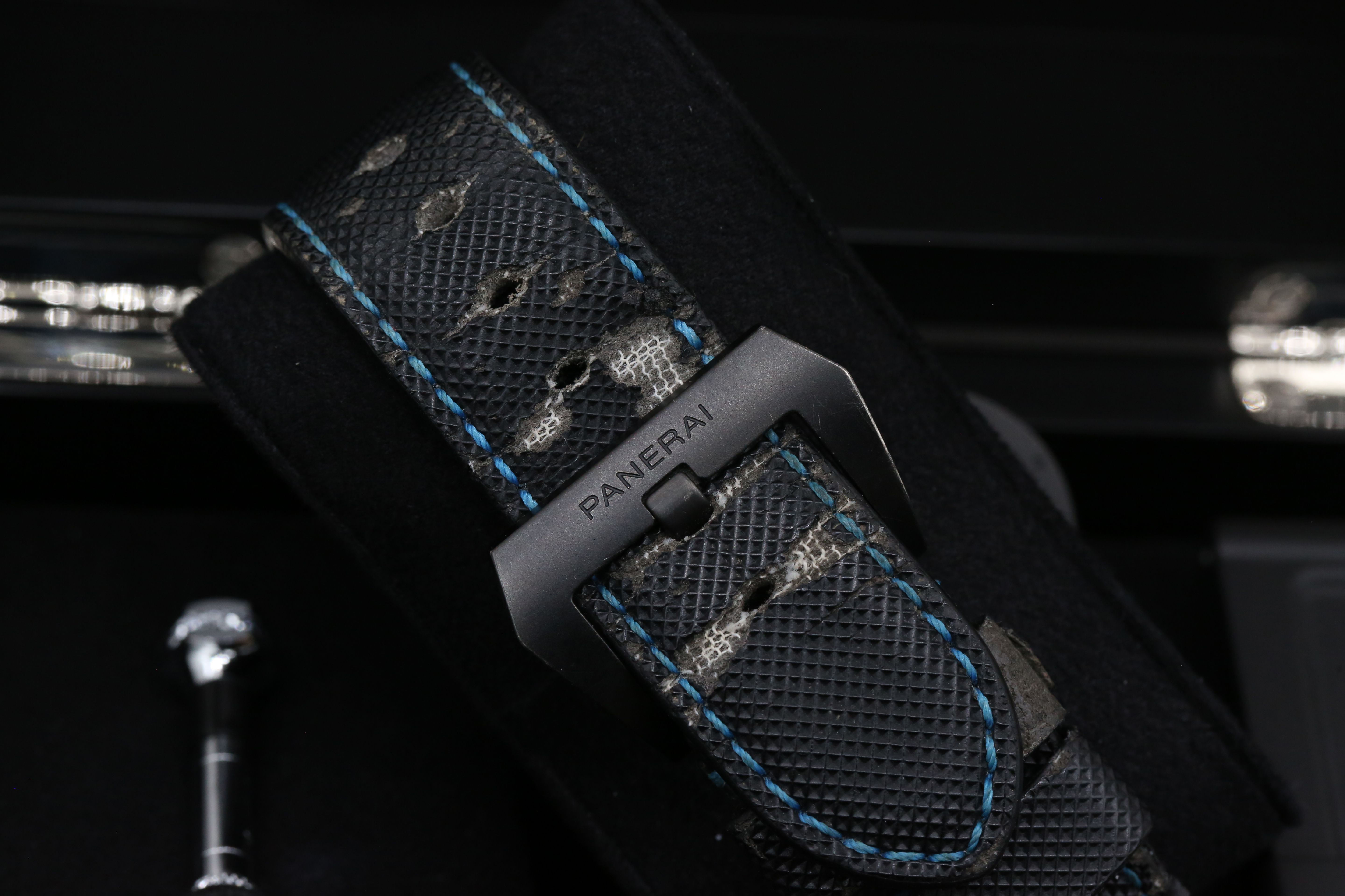 Panerai Luminor Marina Carbotech PAM01661 Thumbnail 3