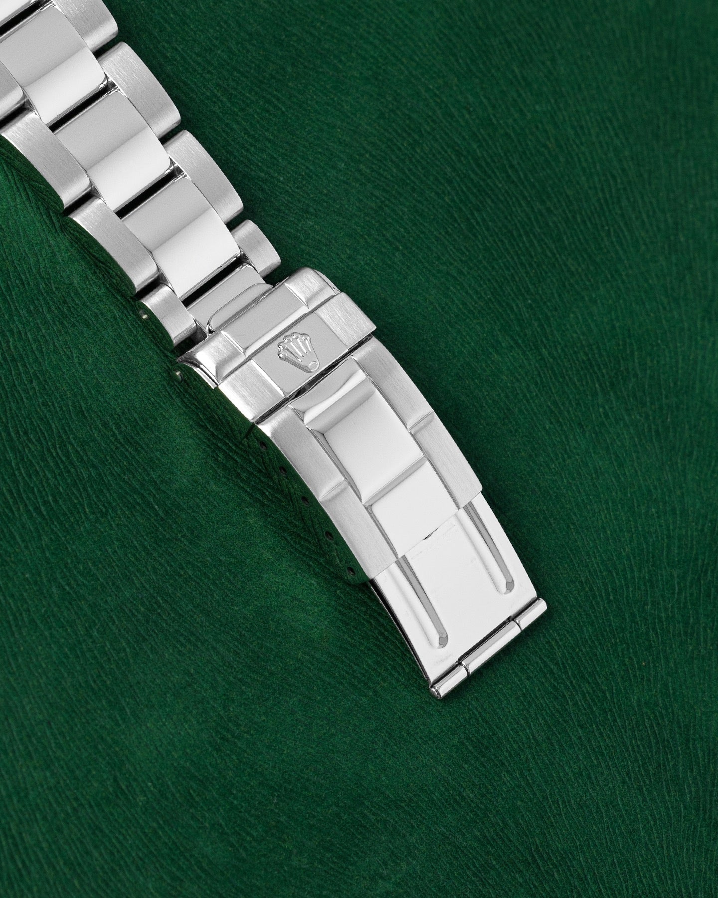 Rolex Yacht-Master 16622 Thumbnail 4