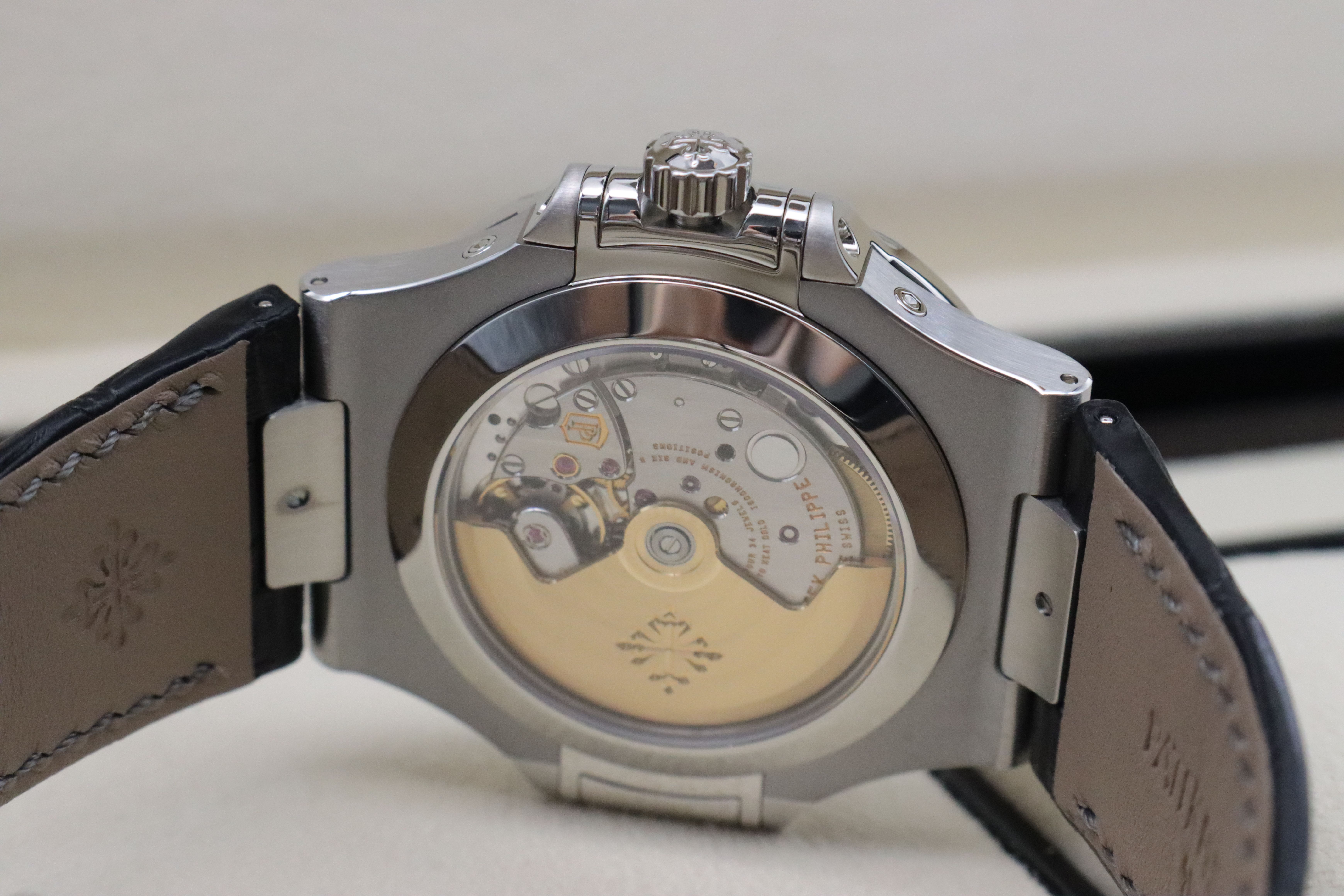 Patek Philippe Nautilus 5726A-001 Thumbnail 4