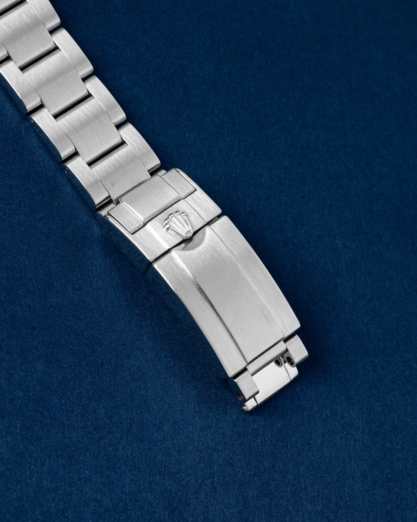 Rolex Explorer 214270 Thumbnail 3