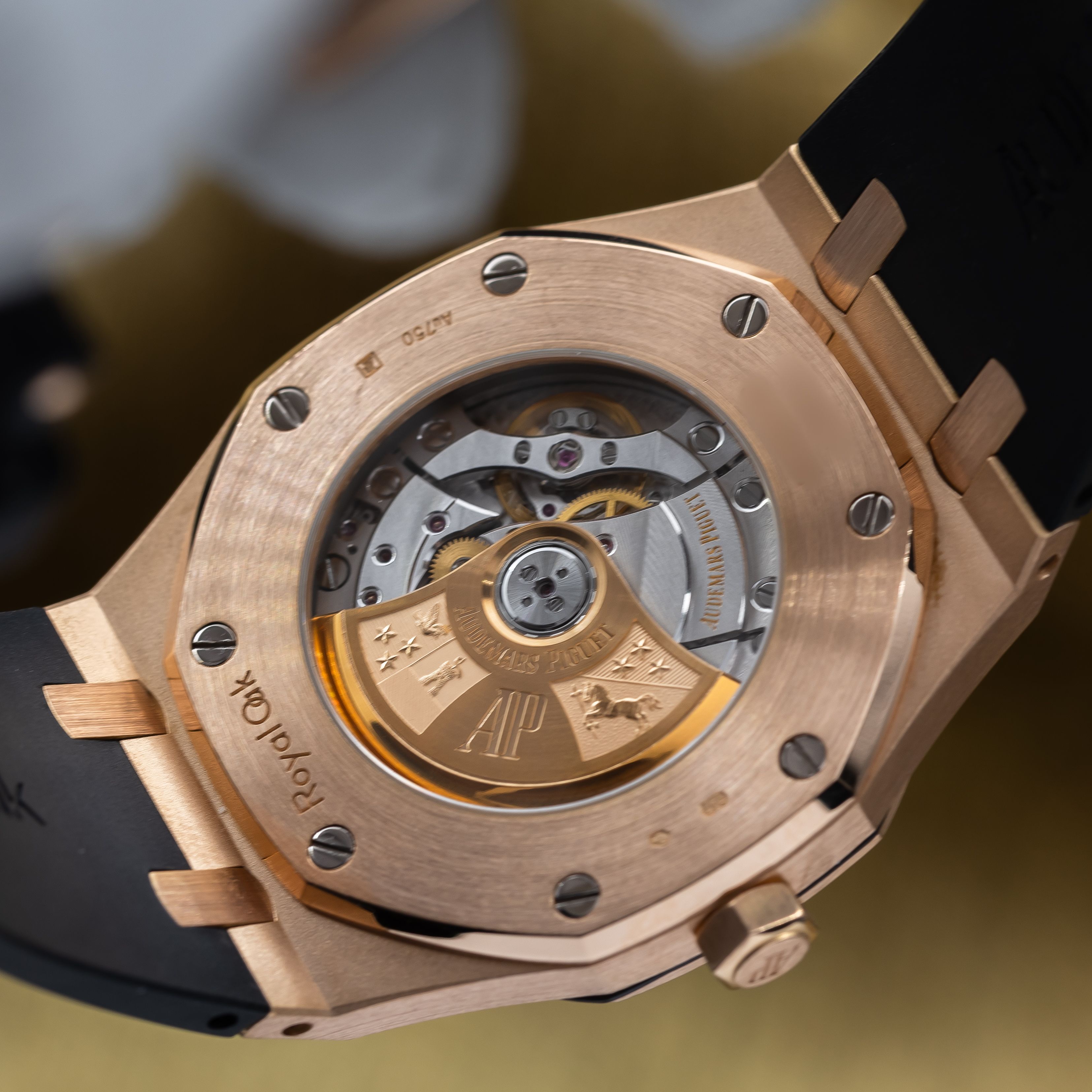 Audemars Piguet Royal Oak 15400OR.OO.D002CR.01 Thumbnail 4