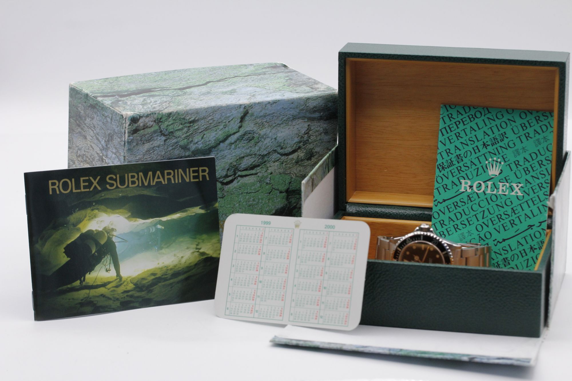 Rolex Submariner 14060 Thumbnail 5