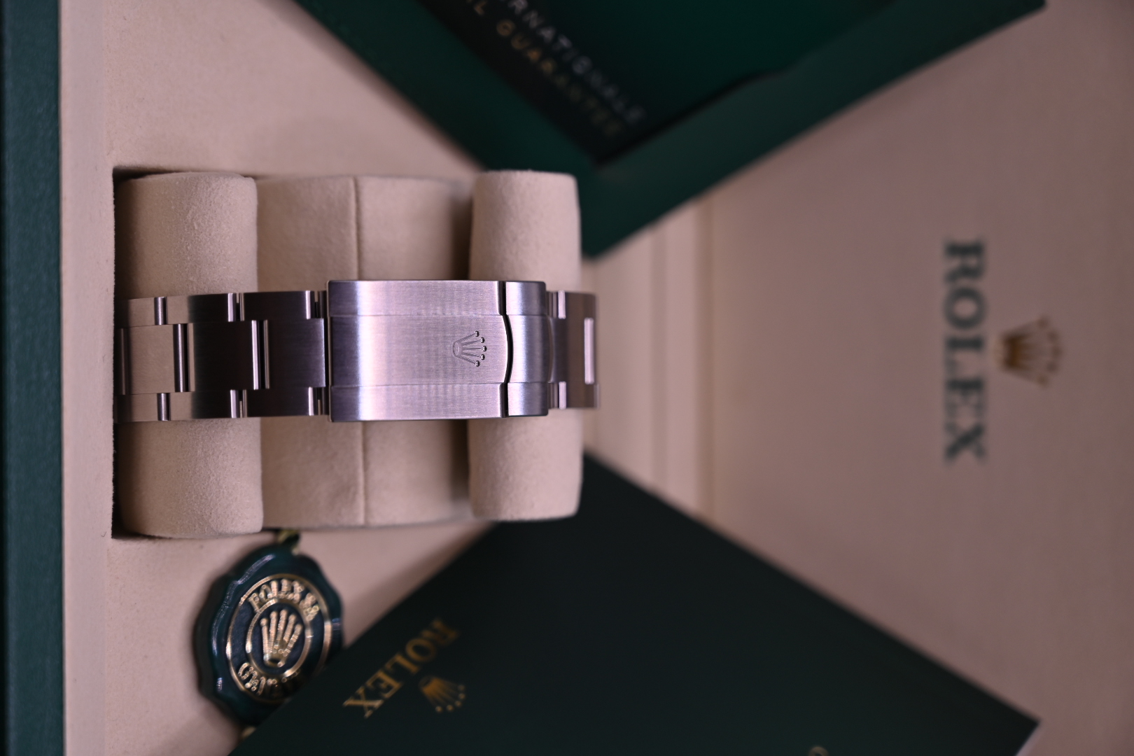 Rolex Oyster Perpetual 41 134300 Thumbnail 5