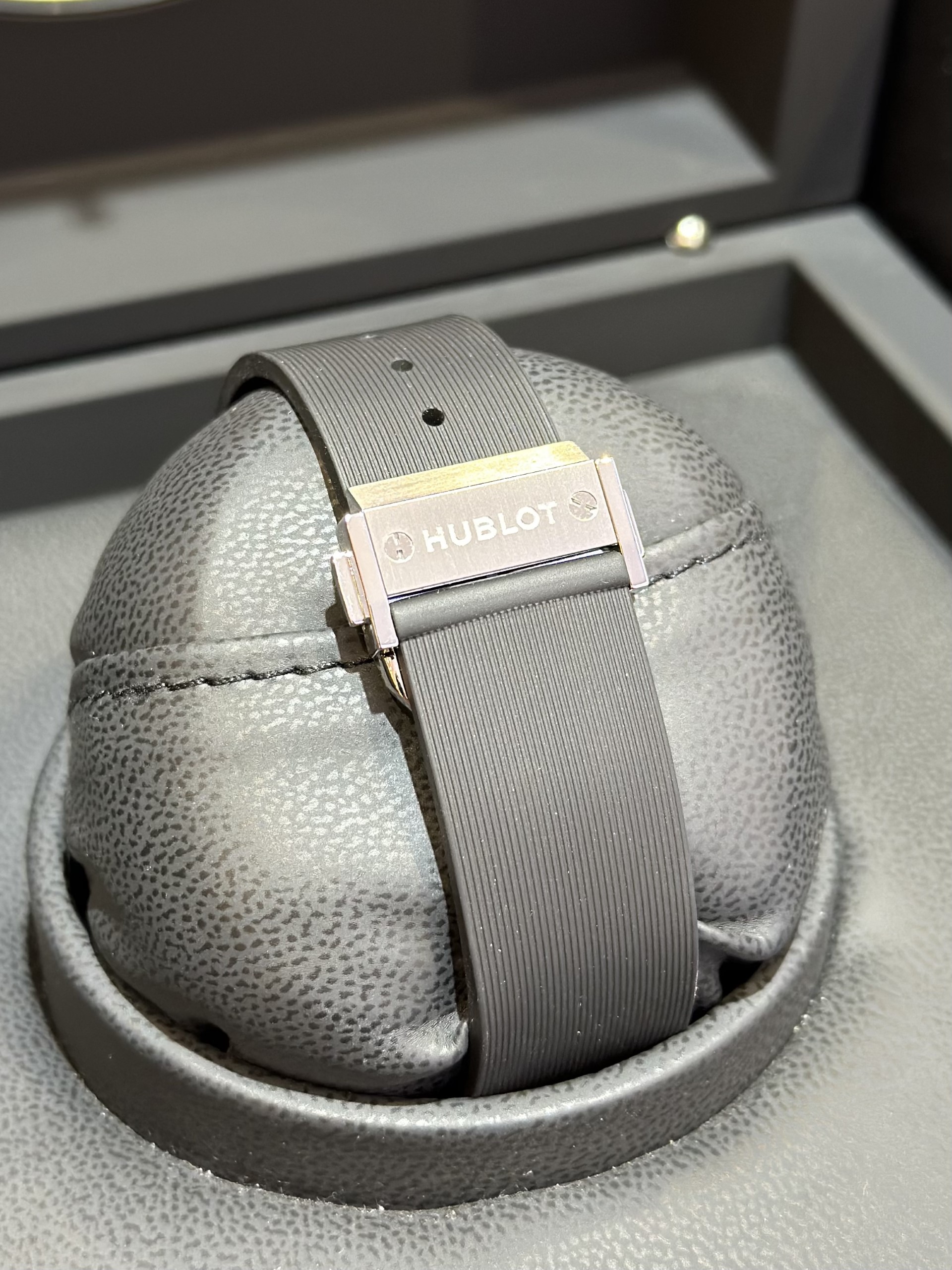 Hublot Classic Fusion 542.NX.2611.LR Thumbnail 3