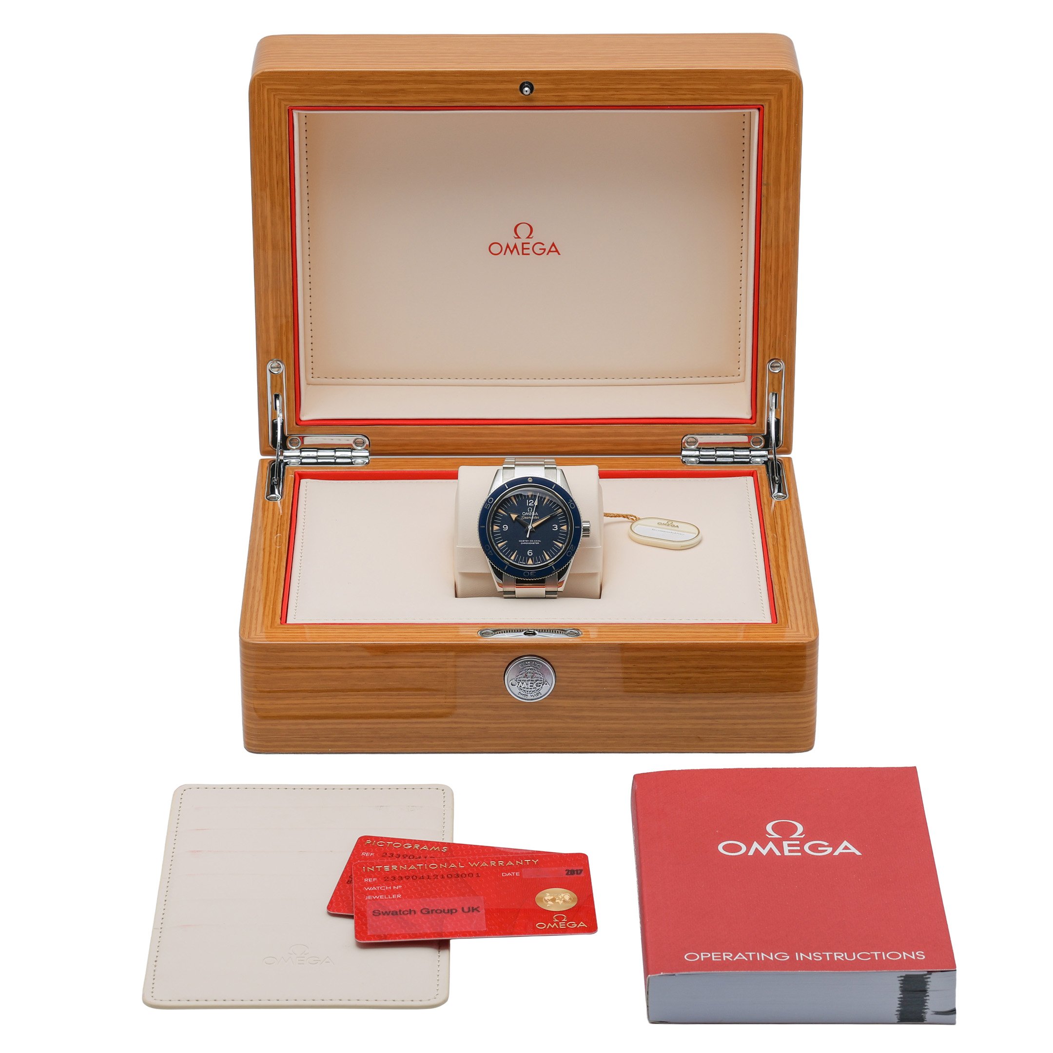 Omega Seamaster 300 233.90.41.21.03.001 Thumbnail 7