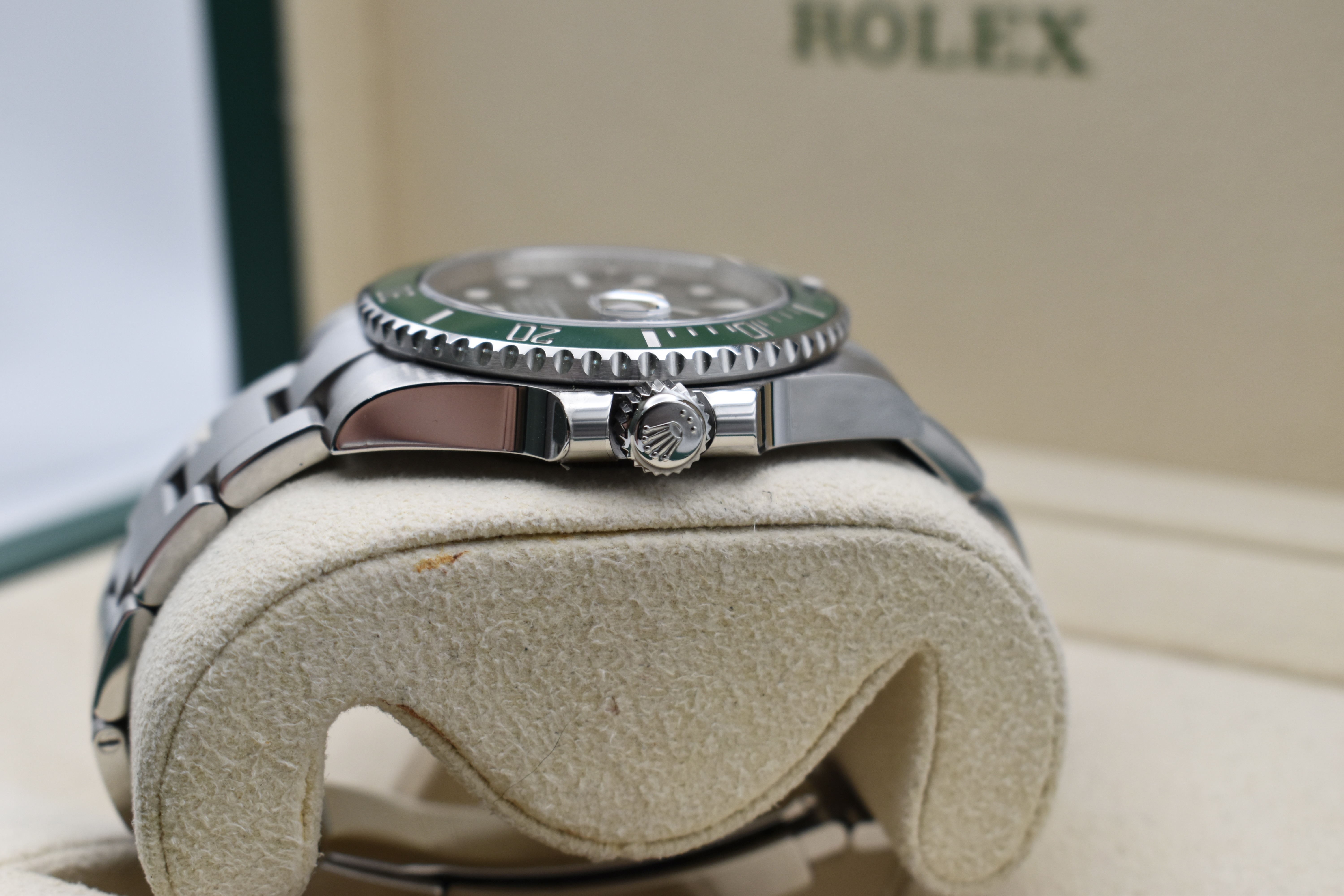 Rolex Submariner Hulk Thumbnail 2