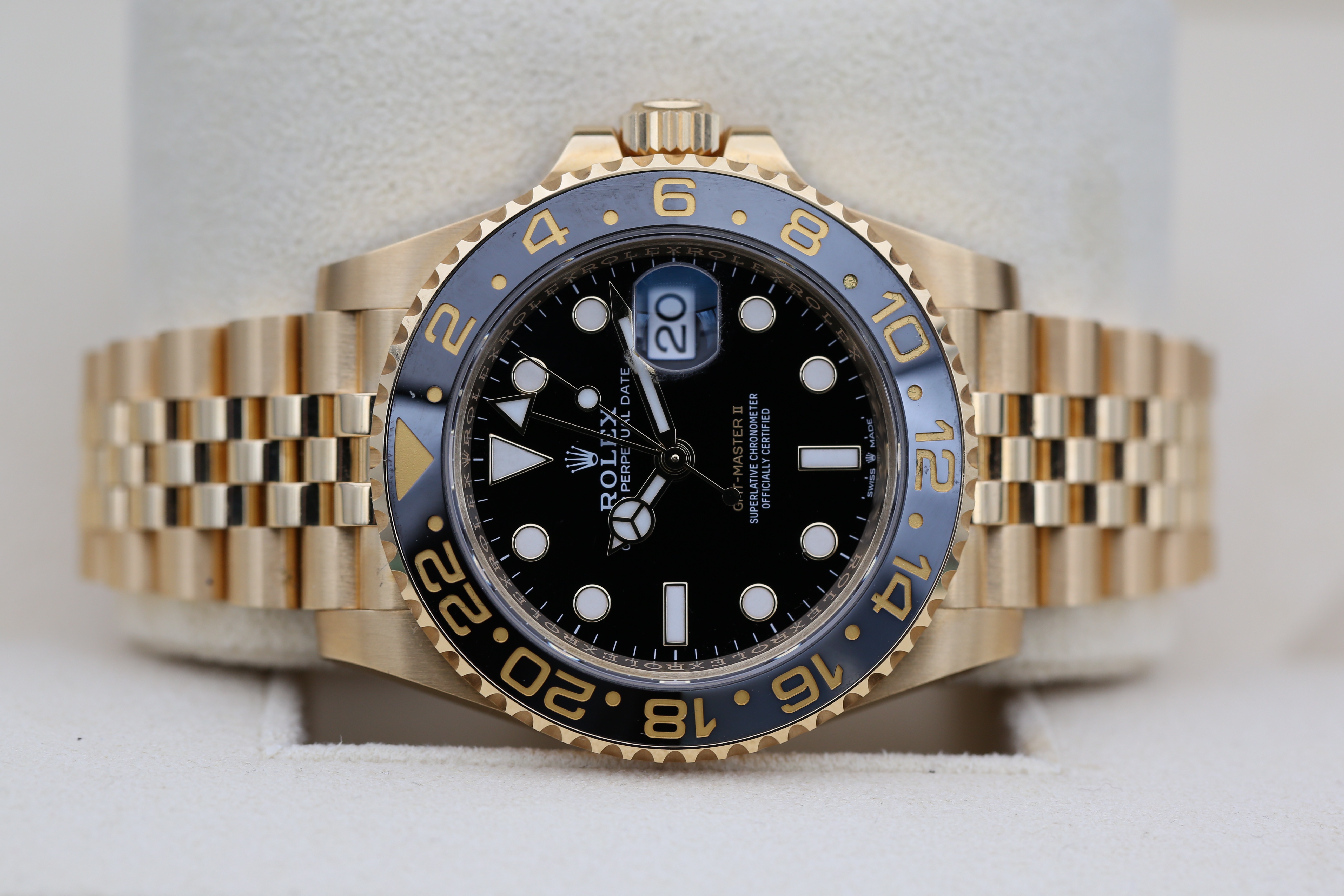 Rolex GMT Master II 126718 GRNR Thumbnail 5