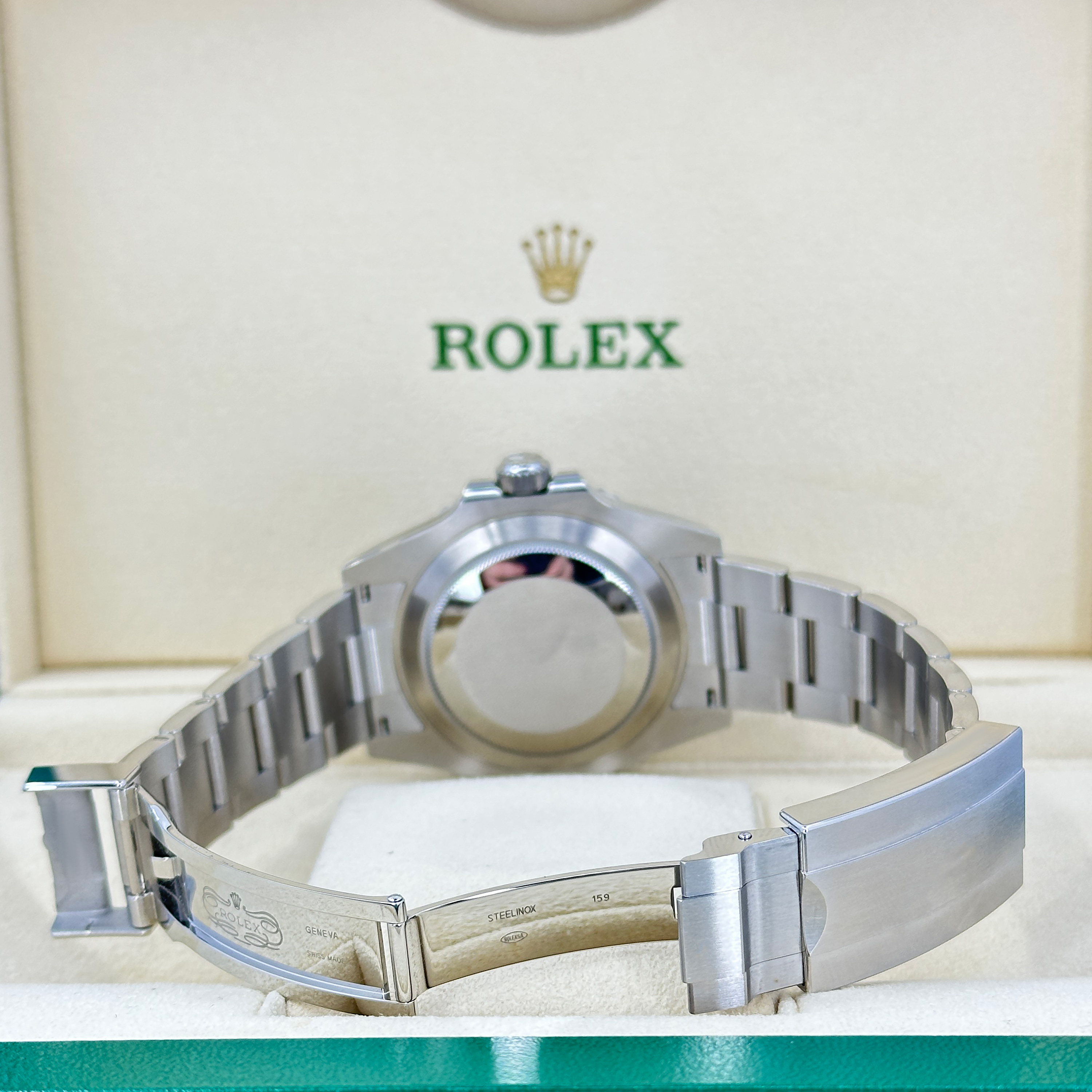 Rolex Submariner 124060 Thumbnail 5