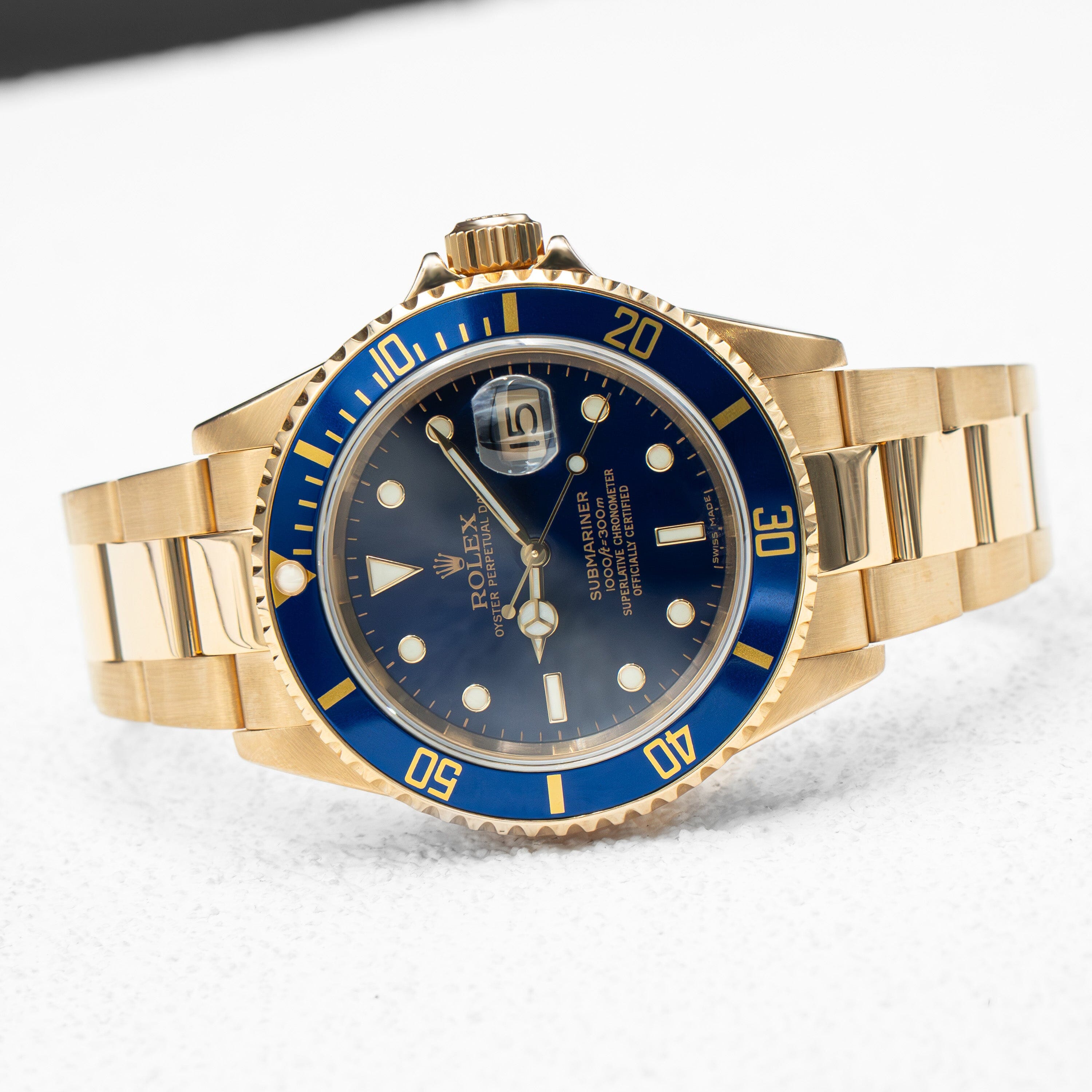 Rolex Submariner 16618 Thumbnail 3