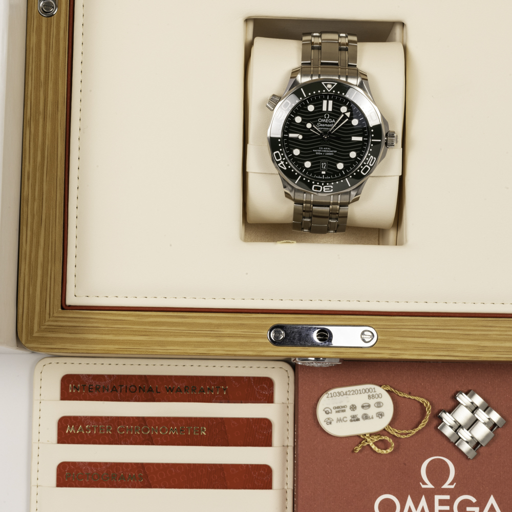Omega Seamaster Diver 300m 210.30.42.20.10.001 Thumbnail 5