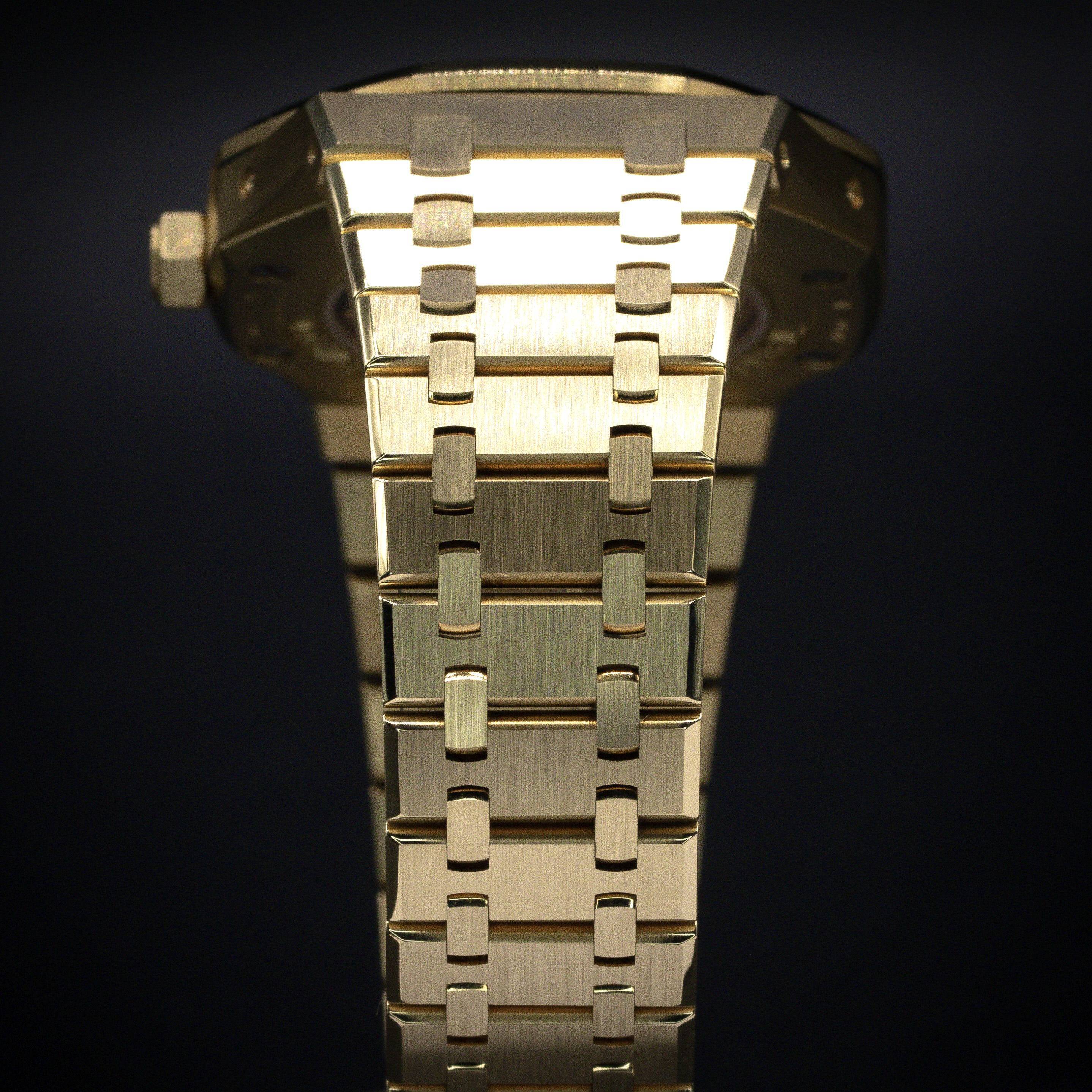 Audemars Piguet Royal Oak Perpetual Calendar 26574BA.OO.1220BA.01 Thumbnail 3