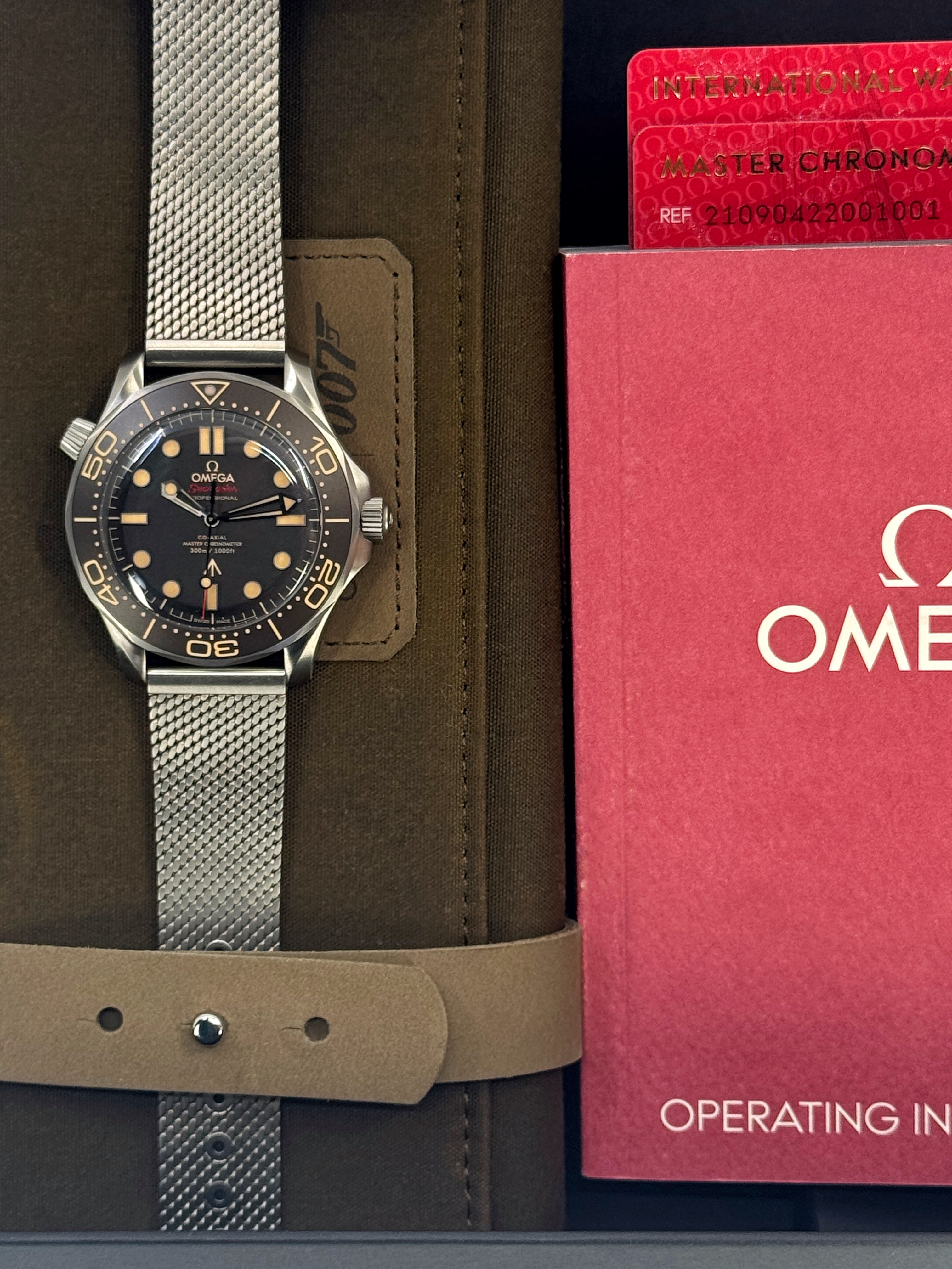 Omega Seamaster Diver 300m - James Bond Edition 210.90.42.20.01.001 Thumbnail 7