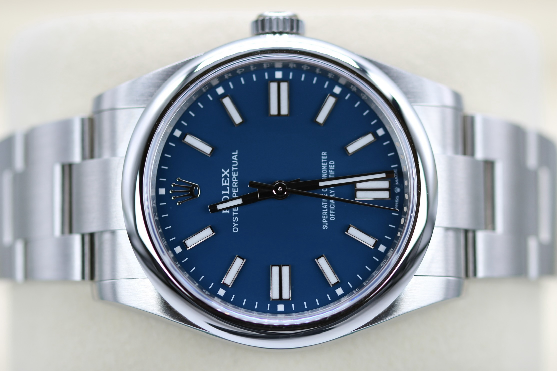 Rolex Oyster Perpetual 41 134300 Thumbnail 5