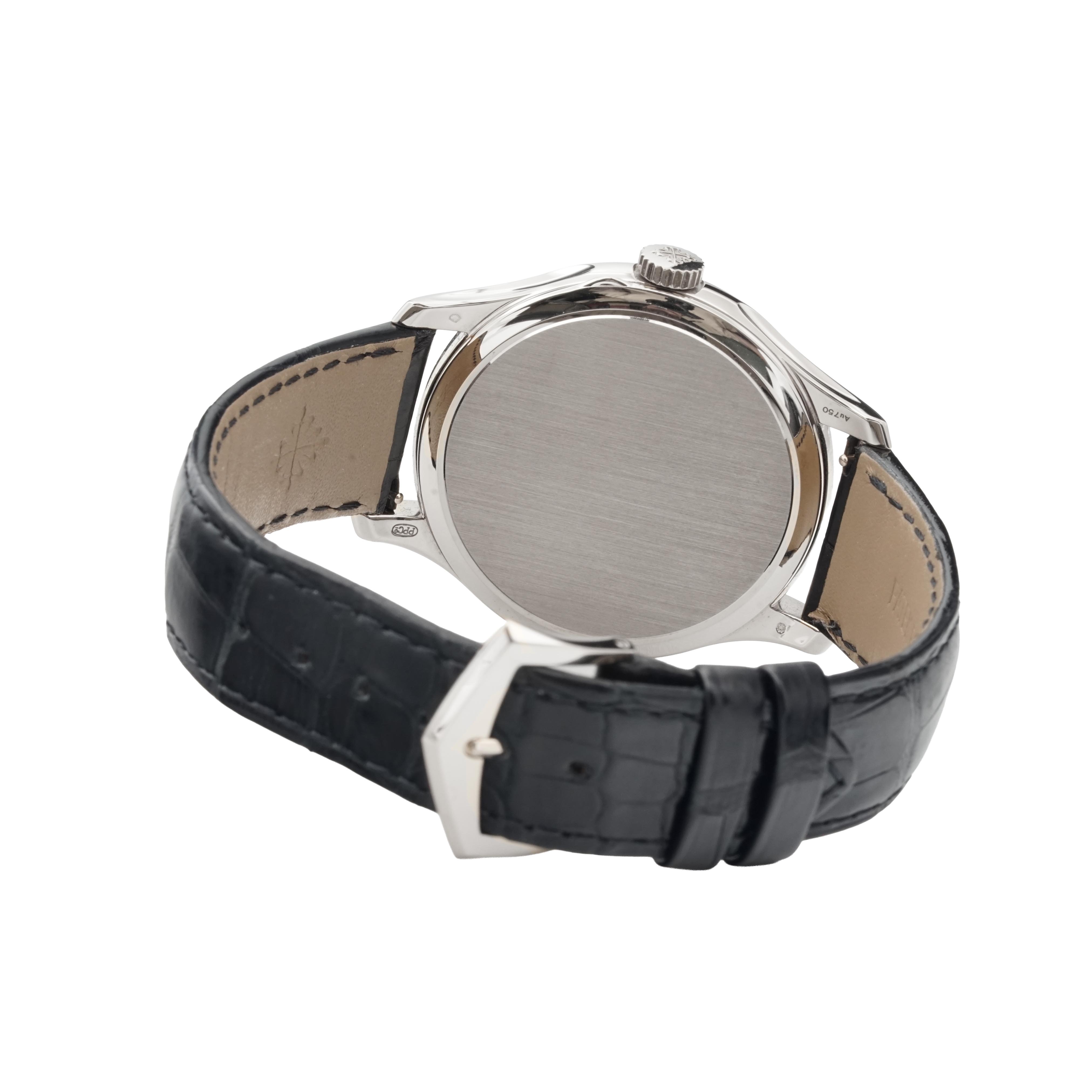 Patek Philippe Calatrava 5227G-010 Thumbnail 3
