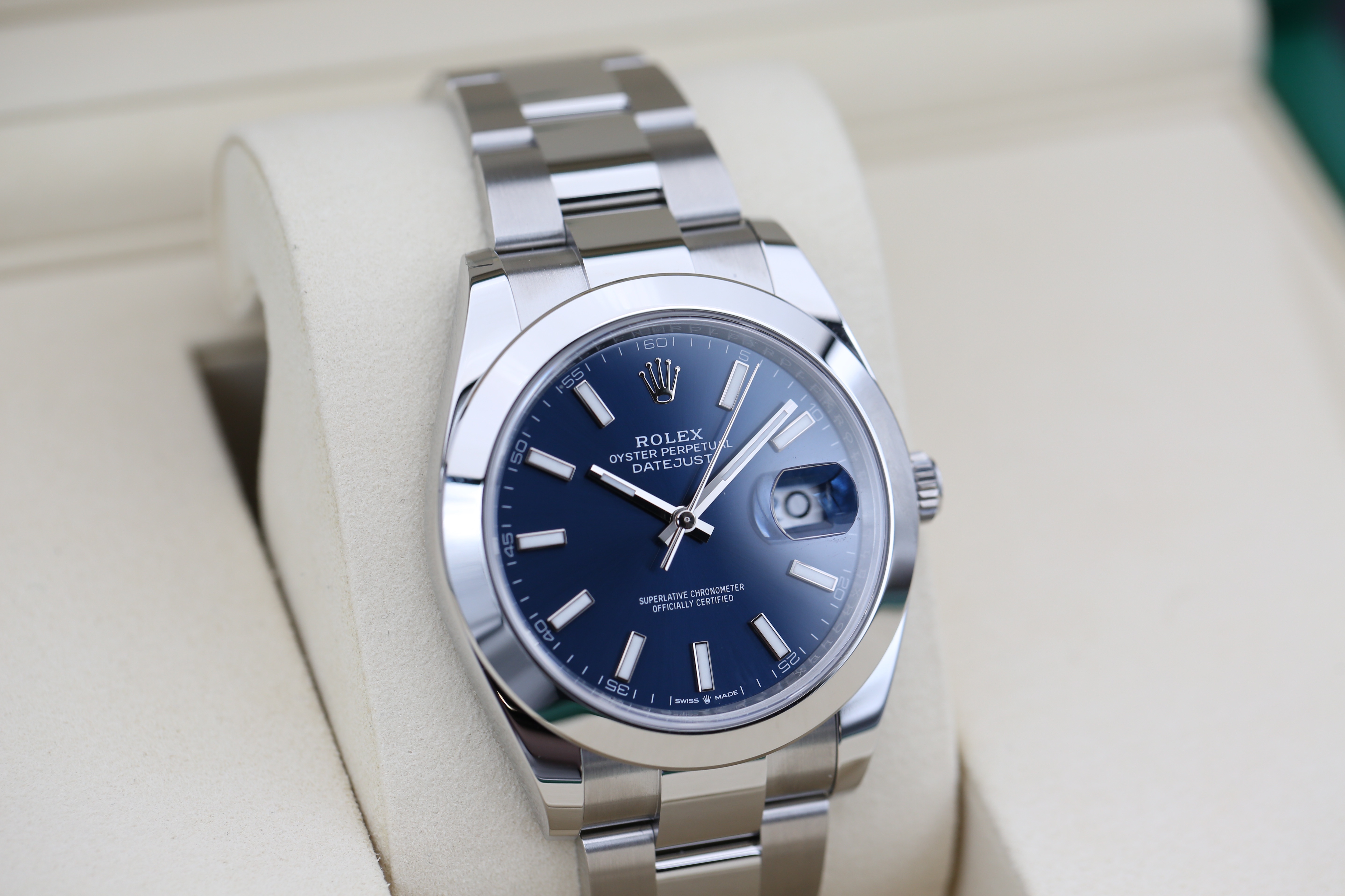 Rolex Datejust 41 126300 Thumbnail 2
