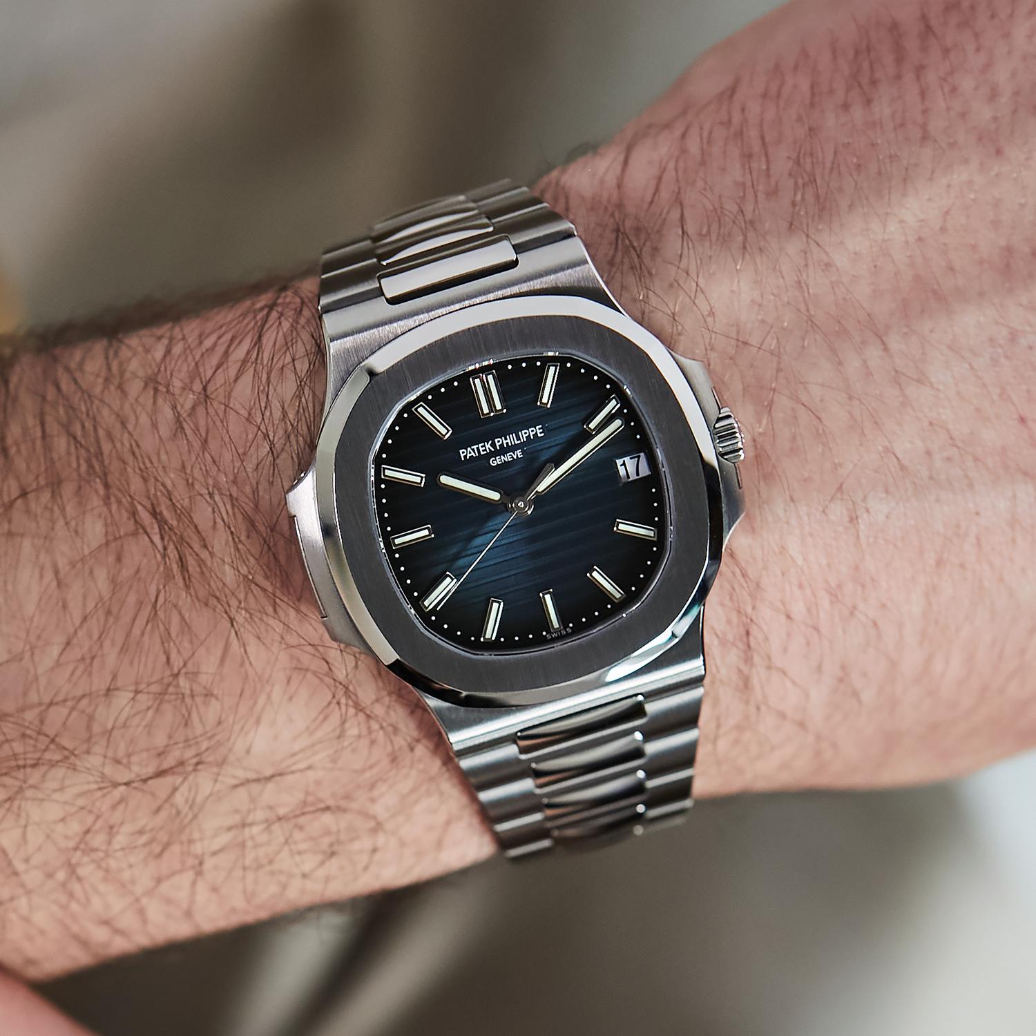 Patek Philippe Nautilus 5711/1A-010 Thumbnail 4