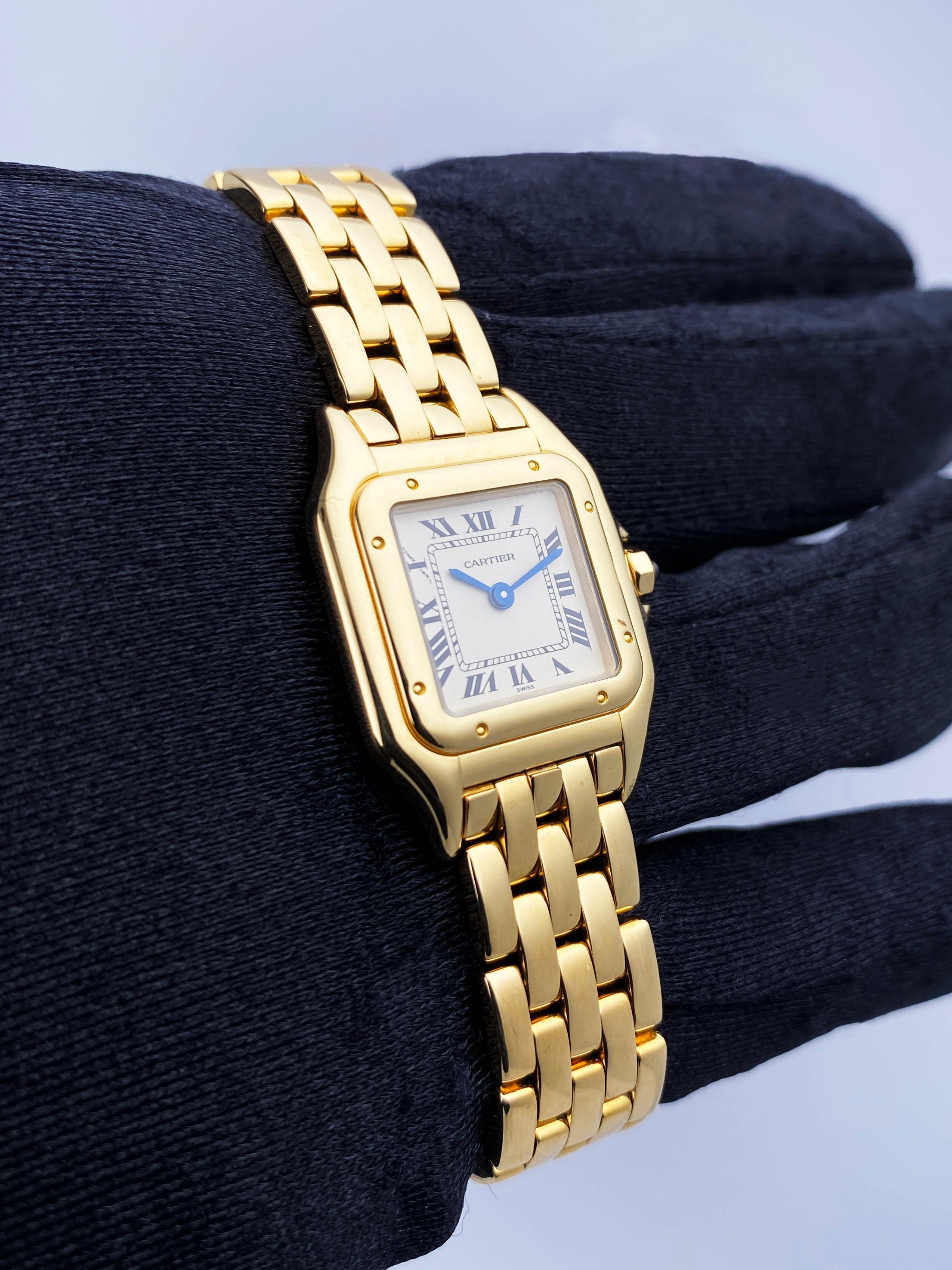 Cartier Tank a Vis W1529451 Thumbnail 3