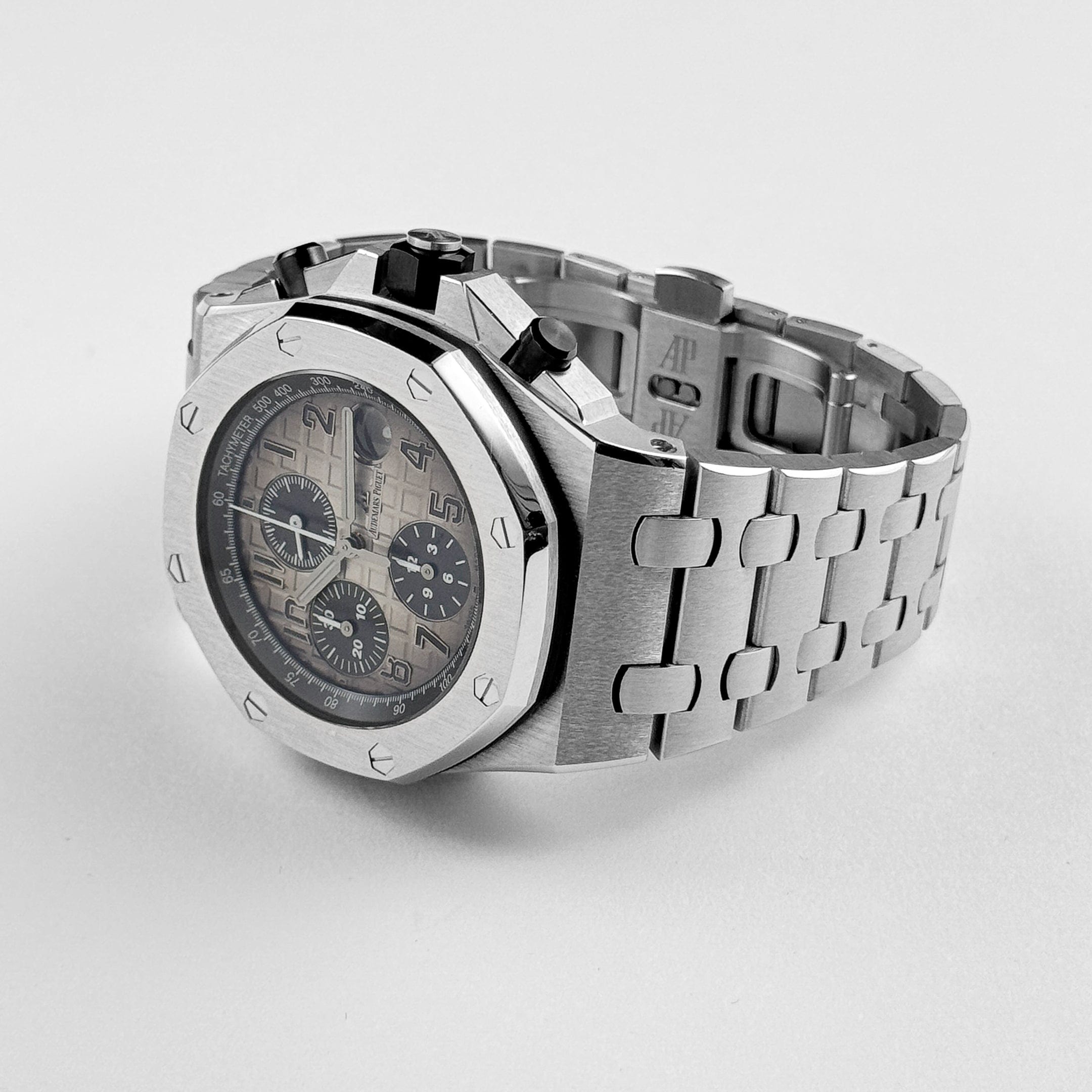 Audemars Piguet Royal Oak Offshore 26470PT.OO.1000PT.01 Thumbnail 4
