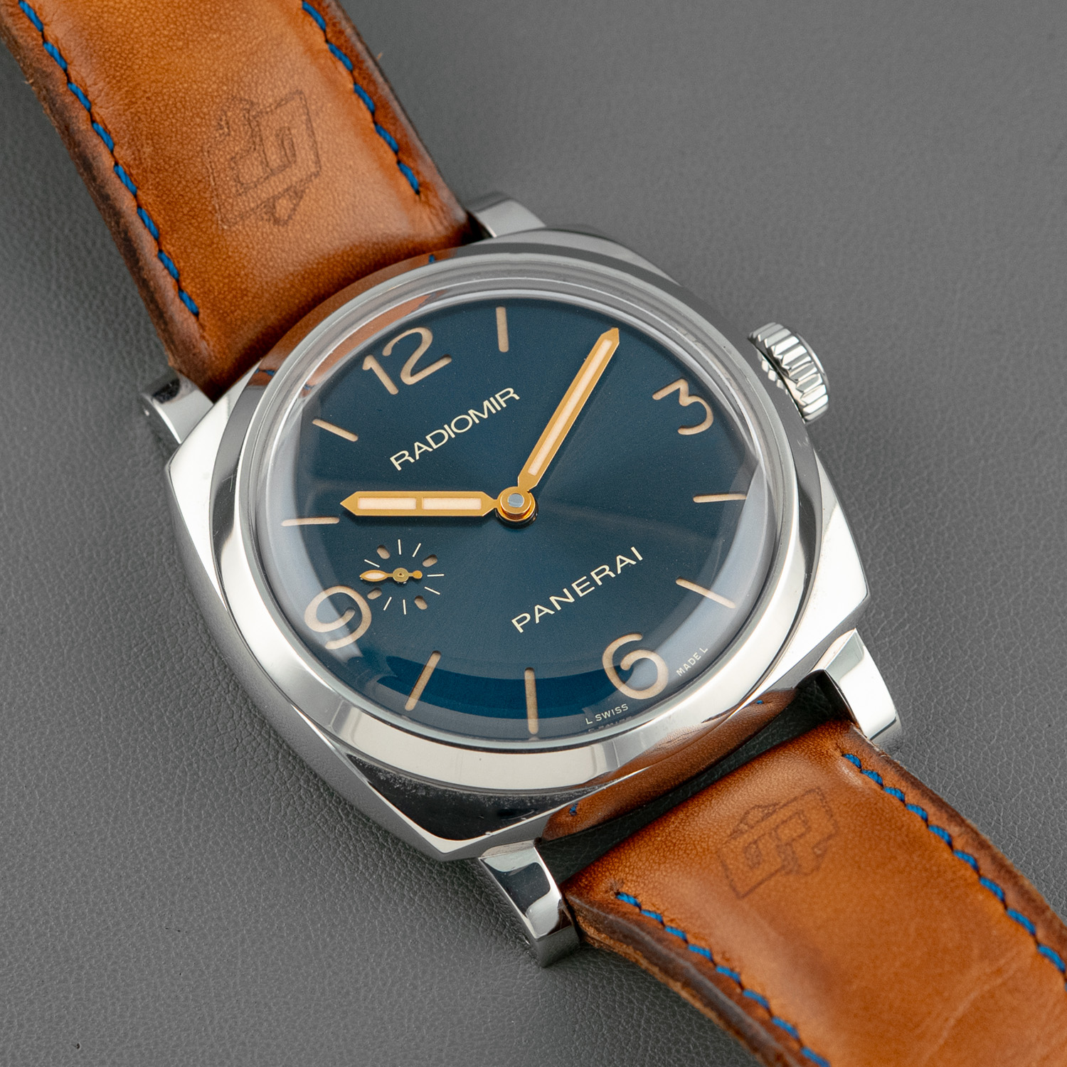 Panerai Radiomir 1940 3 Days PAM00690 Thumbnail 5