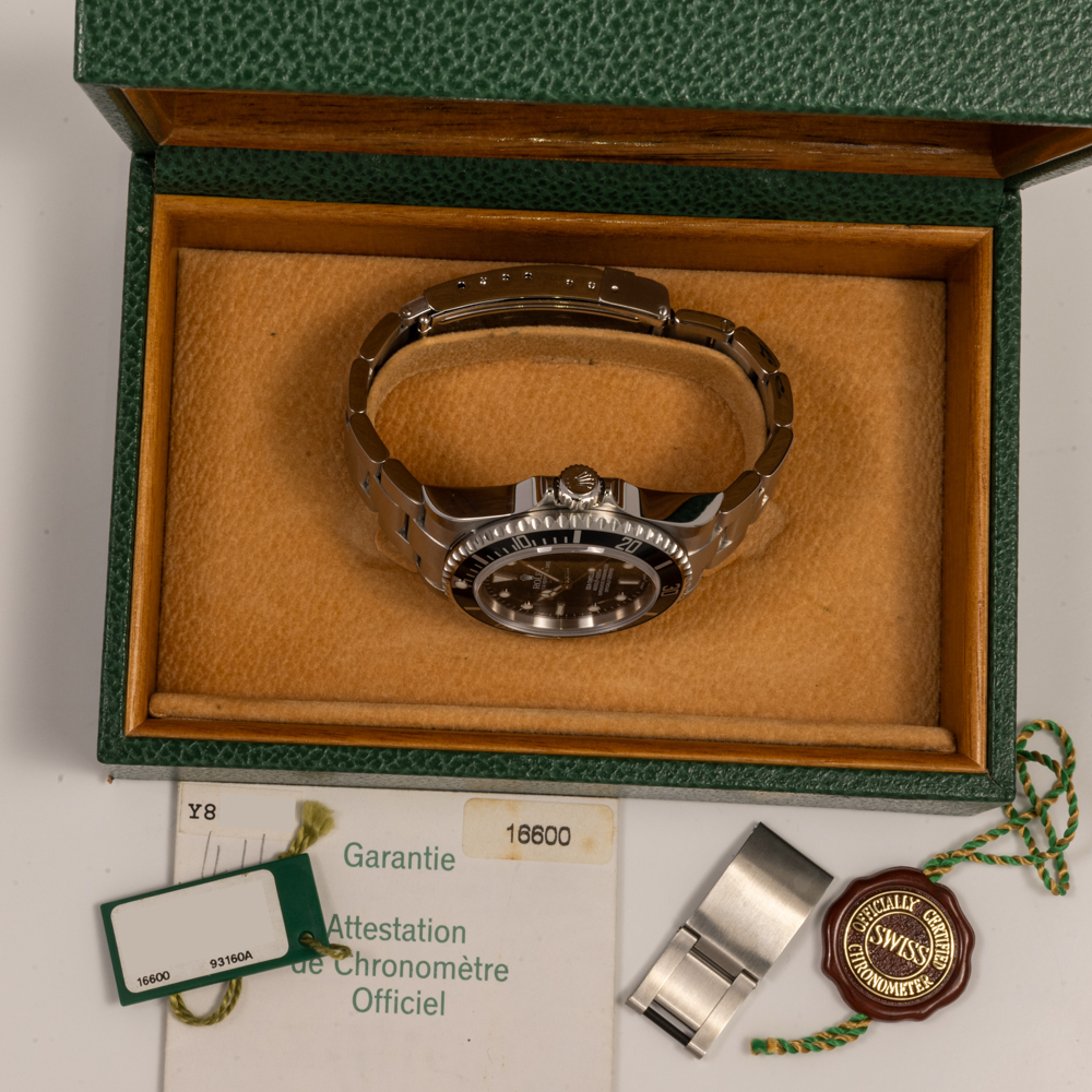 Rolex Sea-Dweller 16660 Thumbnail 5