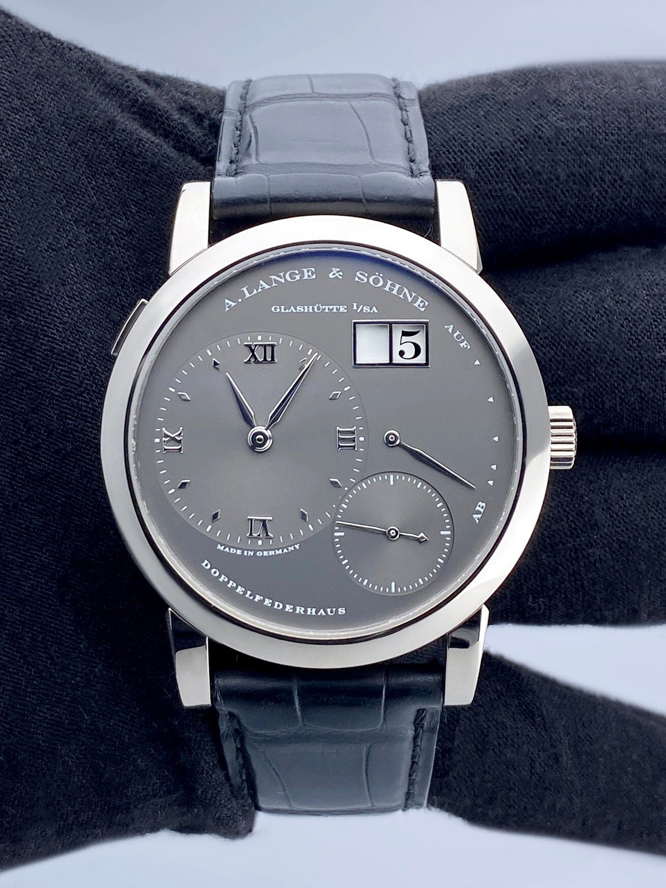 A. Lange and Sohne Lange 1 101.030 Thumbnail 3