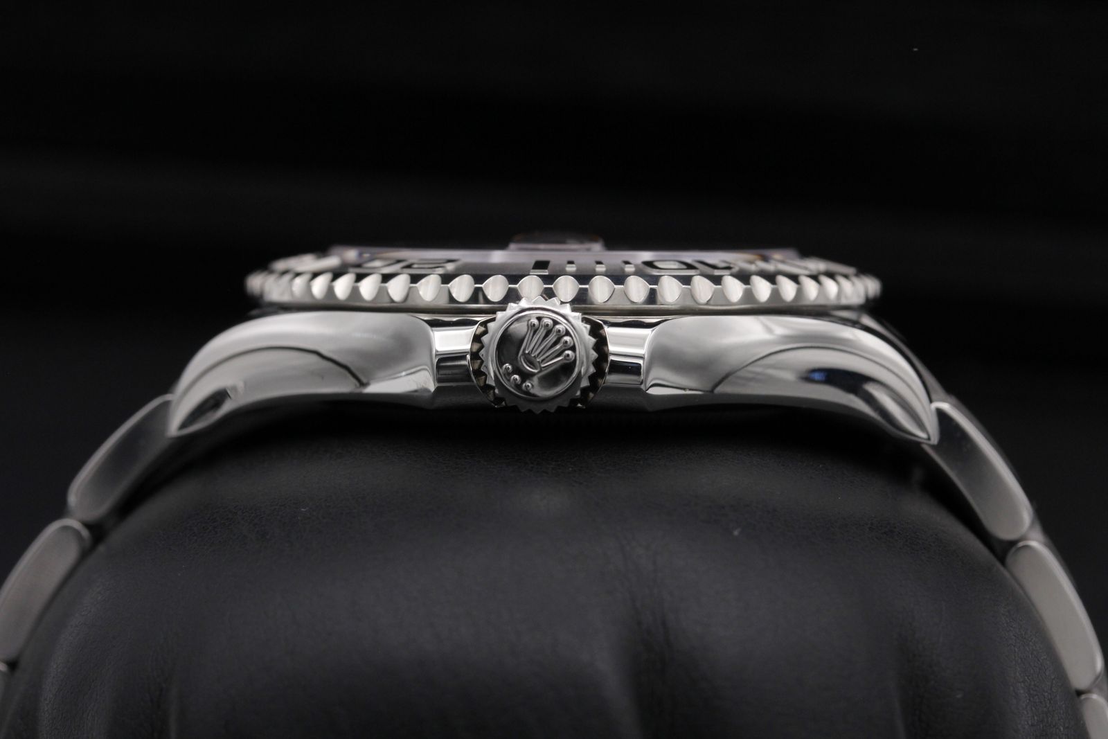 Rolex Yacht-Master 126622 Thumbnail 3