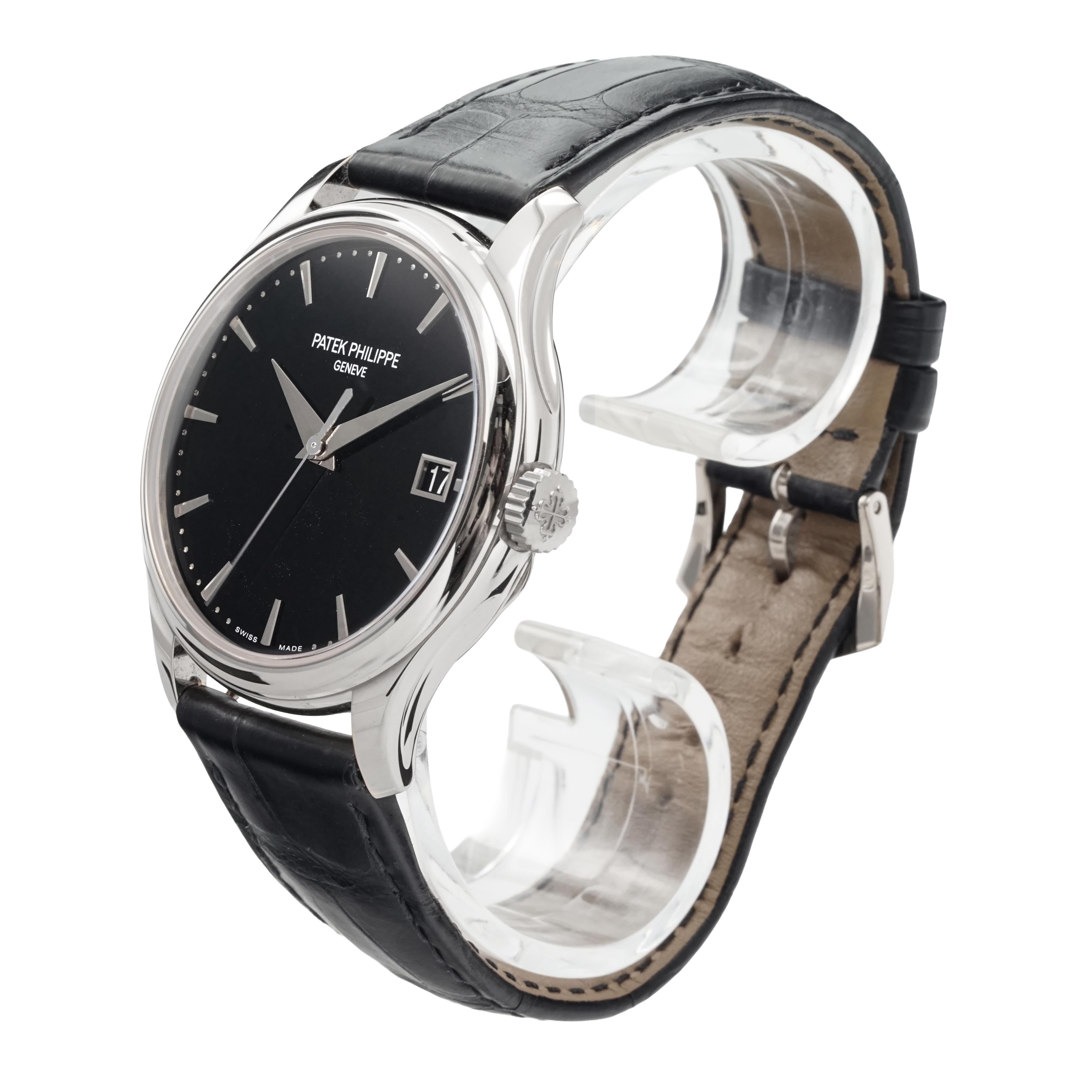 Patek Philippe Calatrava 5227G-010 Thumbnail 2